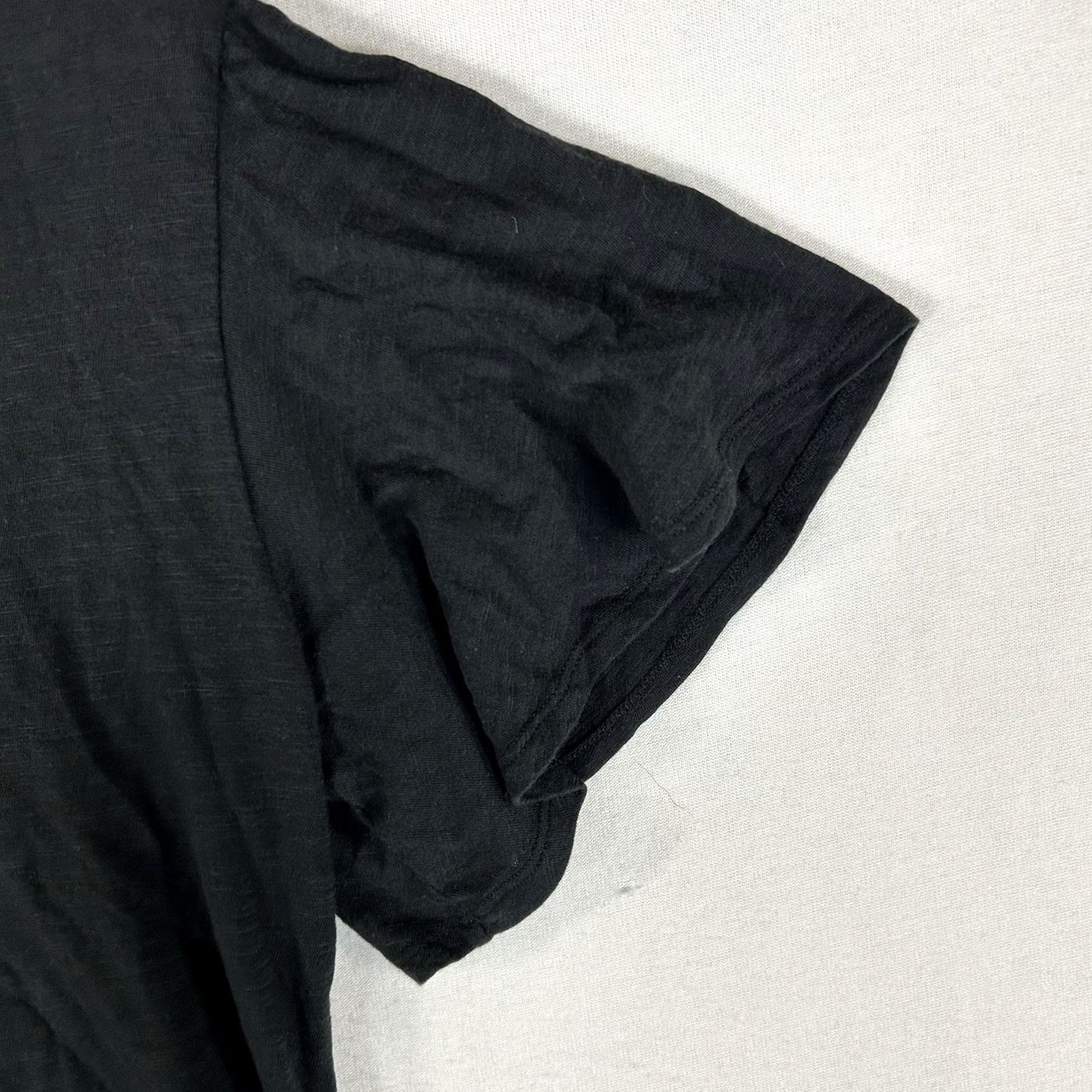 Vintage LC Lauren Conrad Short Sleeve V-Neck T-Shirt Womens Large Black Ruffle Sleeve Vintage? No Size L / US 10 / IT 46 - 6 Thumbnail