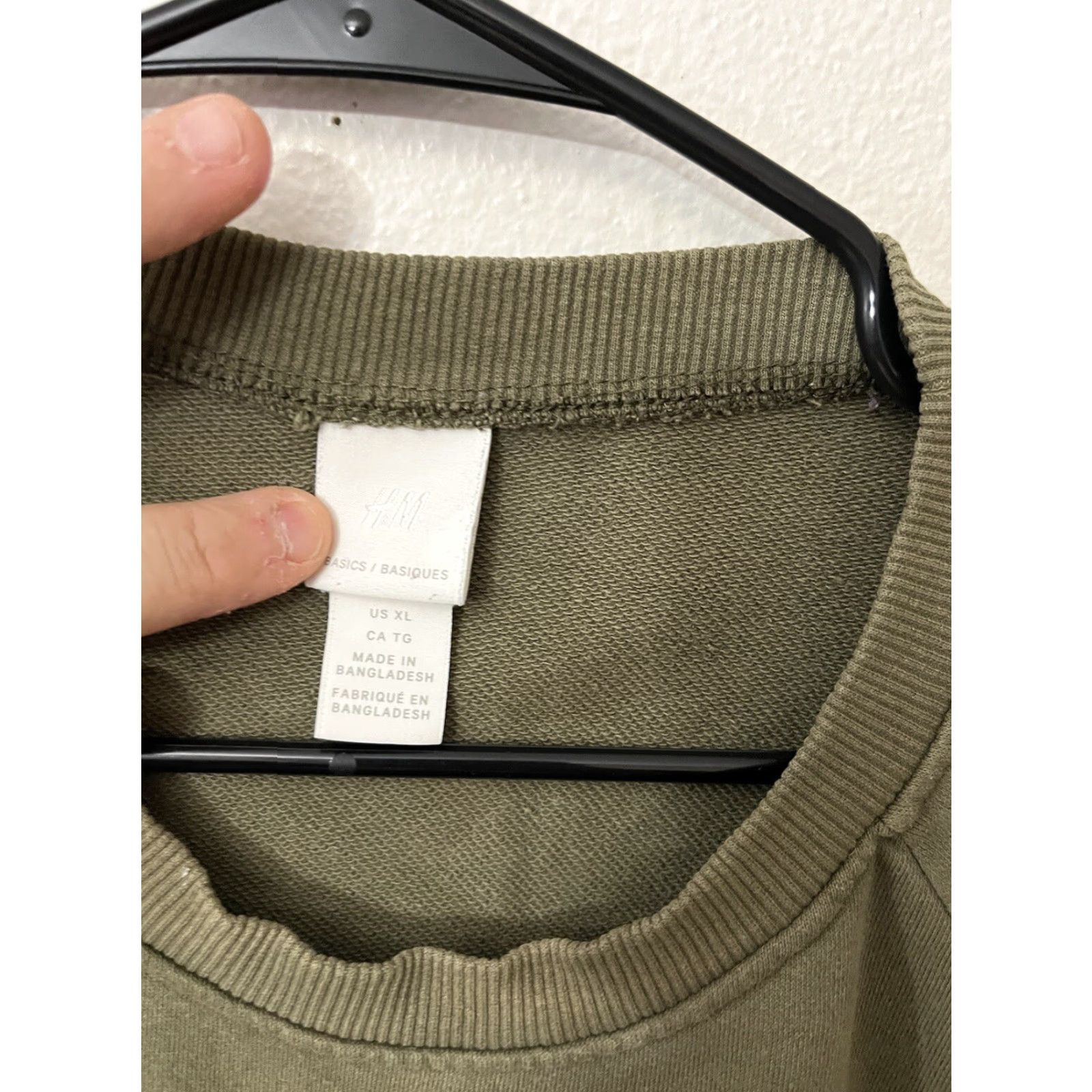 H&M H&M Sweatshirt Crew Neck Green Cotton Blend Women XL pullover Activewear, Cozy, Solid, Pullover, Regular Fit, Studio Clean, Woman's Size XL Size XL / US 12-14 / IT 48-50 - 2 Thumbnail