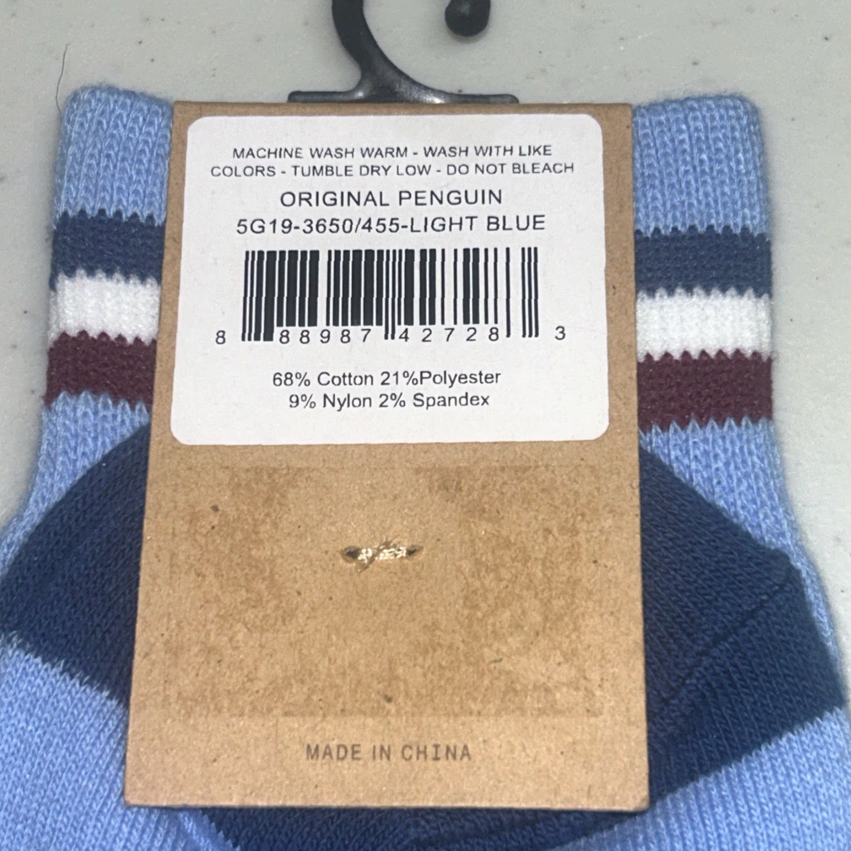 Vintage Penguin by Munsingwear Socks One Size Men Sky Blue School Spirit Novelty Mid Calf Casual Theme School Size ONE SIZE - 3 Thumbnail