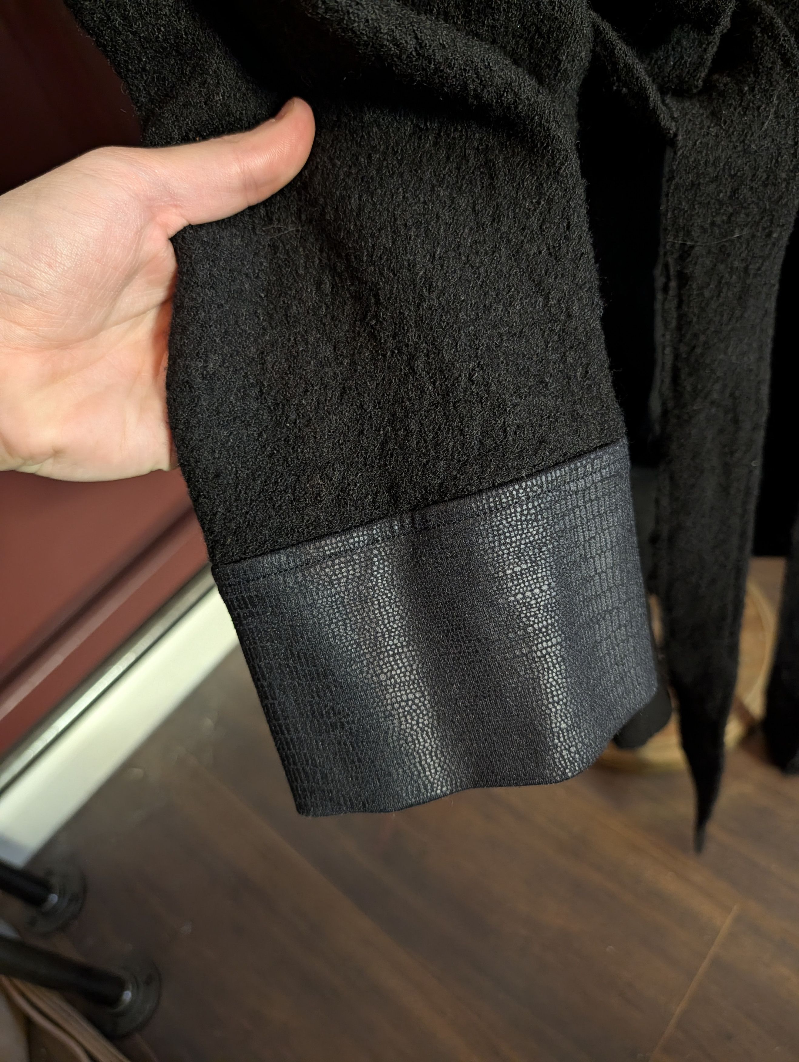 Scapa Sports SCAPA Lauren Perre black knit belted alligator cardigan Size XL / US 12-14 / IT 48-50 - 5 Thumbnail