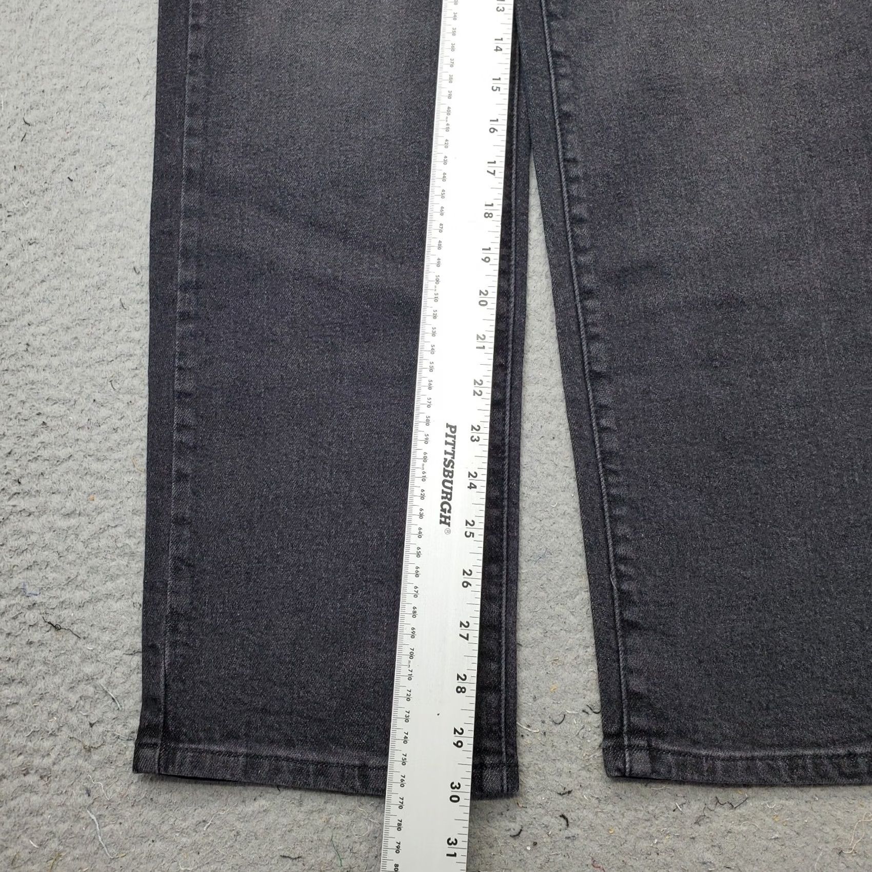 Gloria Vanderbilt Gloria Vanderbilt Jeans Women’s 4 Black Denim Stretch Straight Leg Streetwear Jeans Shirt? Size 27" / US 4 / IT 40 - 5 Thumbnail