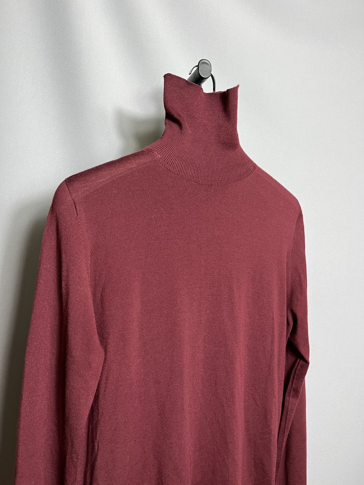 Johnstons Of Elgin johnstons of elgin roll neck wool jumper burgundy sweater Size US L / EU 52-54 / 3 - 6 Thumbnail