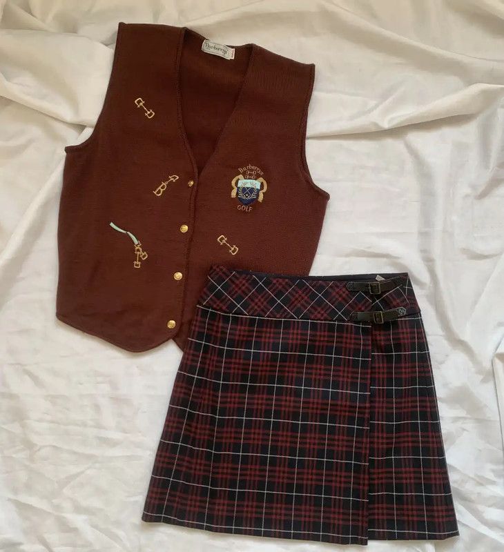 Burberry Burberry Red Plaid Wool Mini Skirt Size 22" - 1 Thumbnail