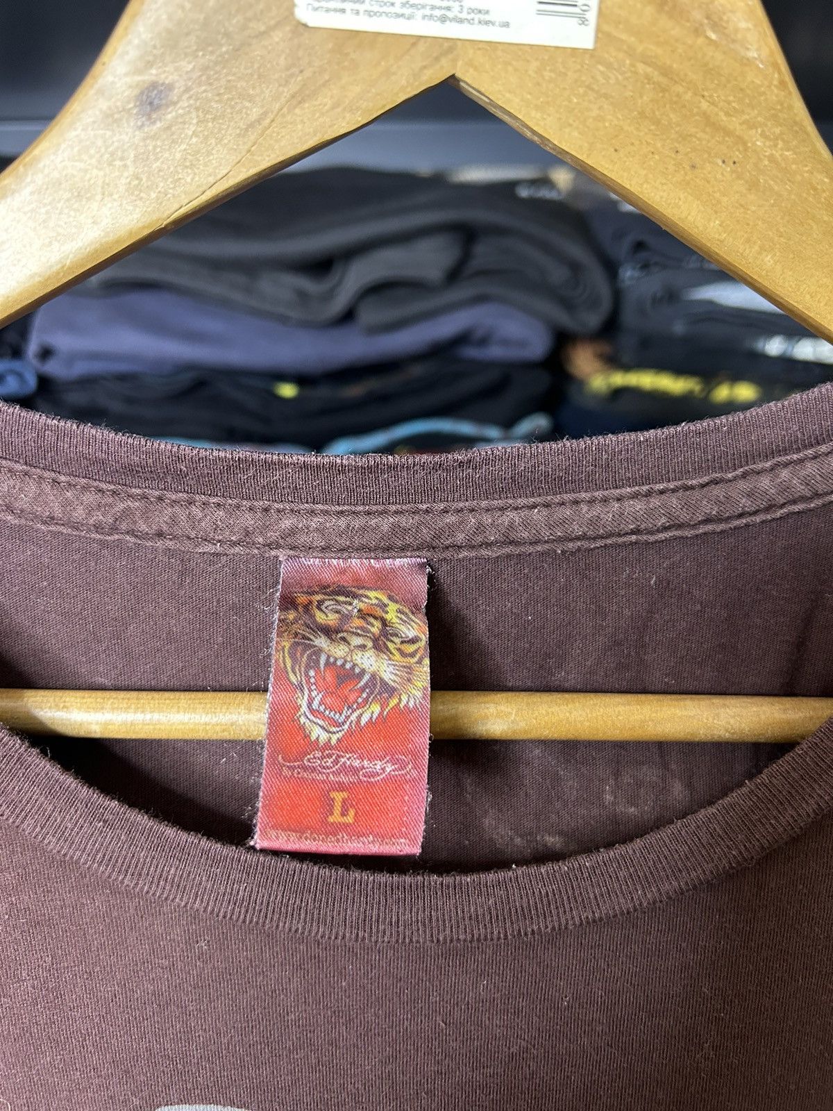 Christian Audigier × Vintage Vintage Ed Hardy Koi Fish Tee Brown Y2K Christian Audigier Size L / US 10 / IT 46 - 3 Thumbnail