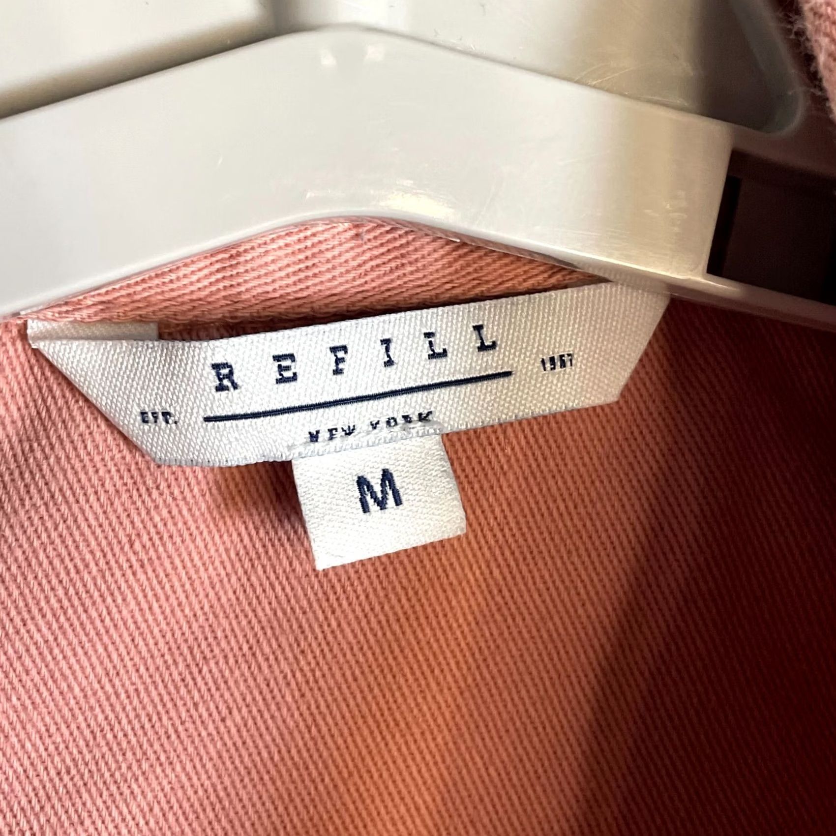 Vintage Refill New York Button Shirt Mens M Red Workwear Pocket Preppy Button-Down Collar 90s? (adjusted for relevance) Size US M / EU 48-50 / 2 - 6 Thumbnail