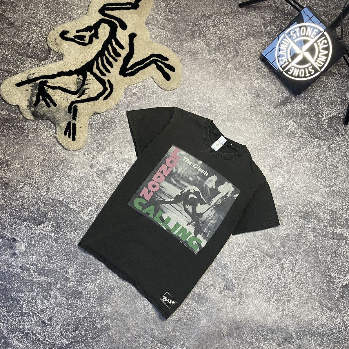 Band Tees Vintage The Clash London Calling 1979 rock band tee Size US M / EU 48-50 / 2 - 1 Thumbnail
