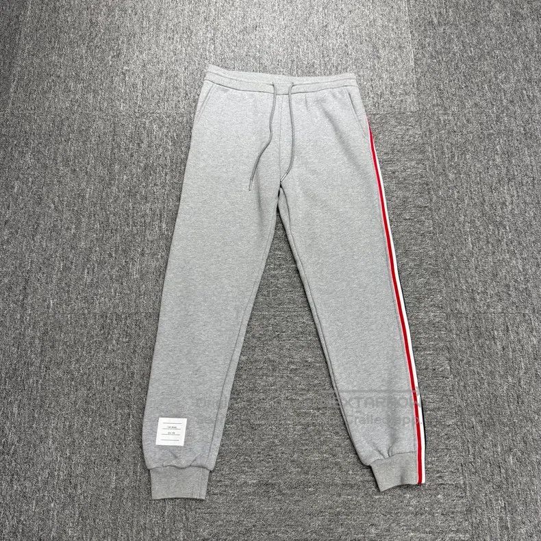 Thom Browne Thom Browne Striped Knit Sport Pants Size US 26 / EU 42 - 1 Thumbnail