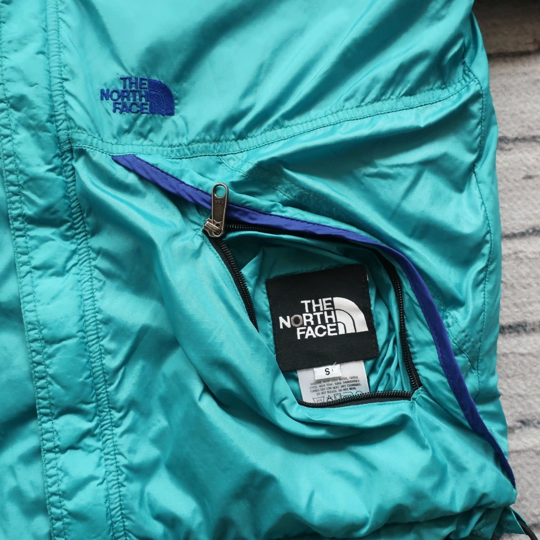 The North Face VINTAGE The North Face Jacket Men Small 90s Reversible Nylon Fleece Teal Purple Size US S / EU 44-46 / 1 - 7 Thumbnail