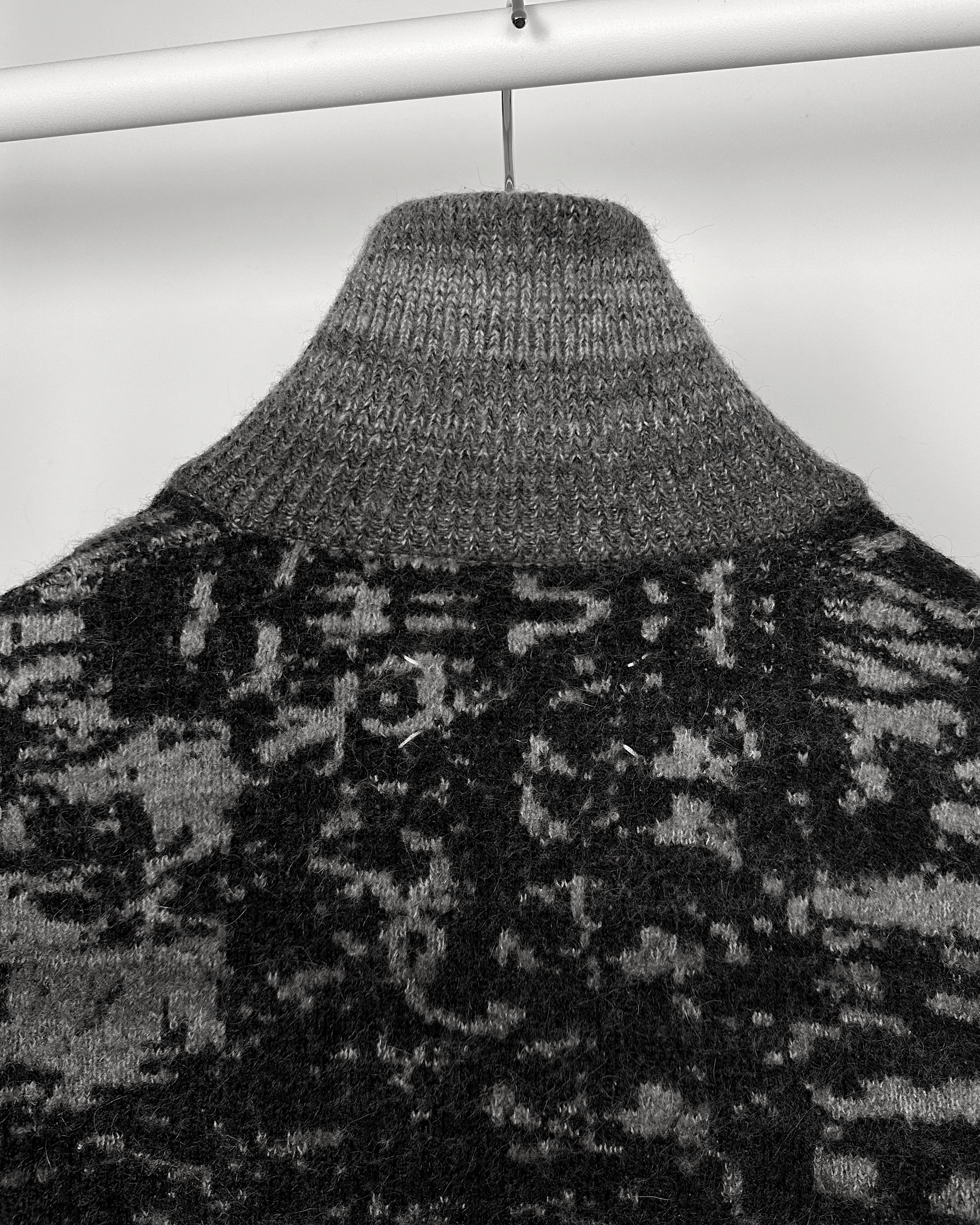 Maison Margiela Maison Margiela Snow Camo Mottled Turtleneck Cardigan Size US M / EU 48-50 / 2 - 8 Thumbnail