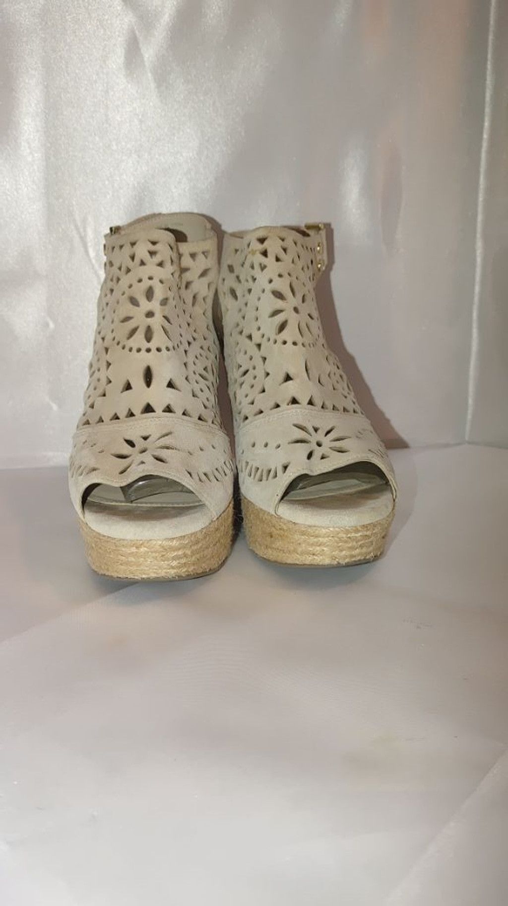 Marc Fisher Marc Fisher Harlea Wedge Sandal Size 6.5M in Color New Ambra Size US 6.5 / IT 36.5 - 3 Thumbnail
