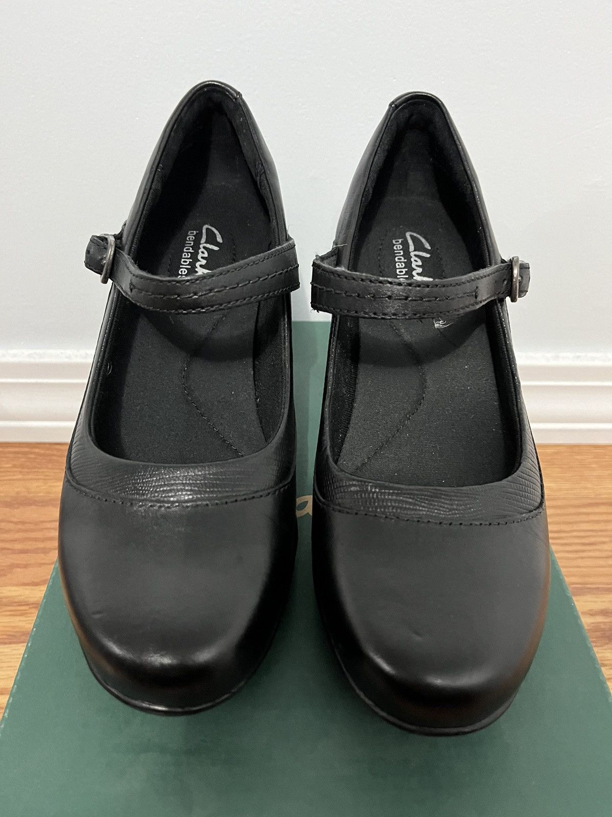 Clarks Clark’s Leather Heels Size US 7 / IT 37 - 2 Thumbnail
