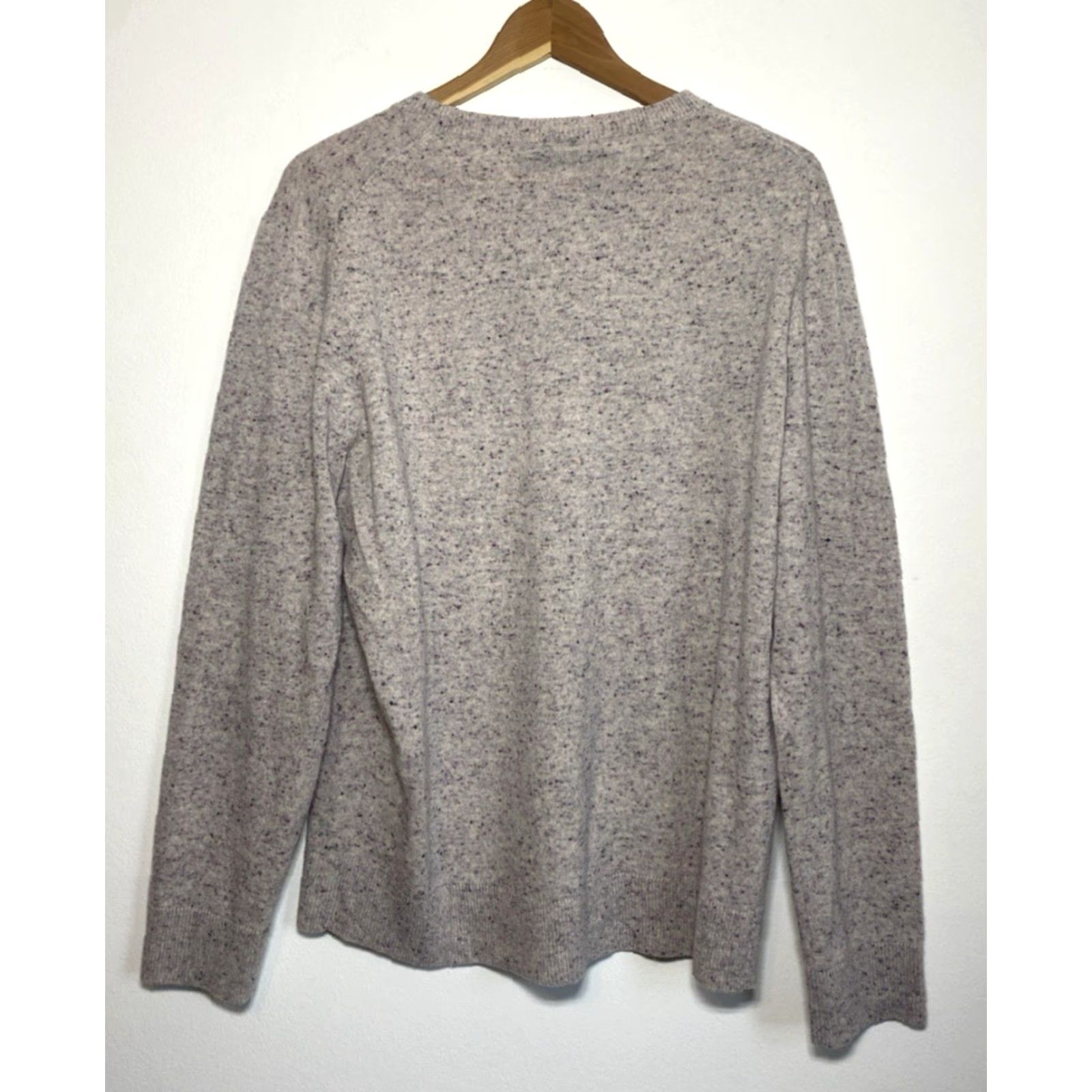 Vintage VINTAGE Redvanly Merino Wool Crewneck Sweater Mens Size L Gray Purple Mockups of? Wait Size US L / EU 52-54 / 3 - 2 Thumbnail