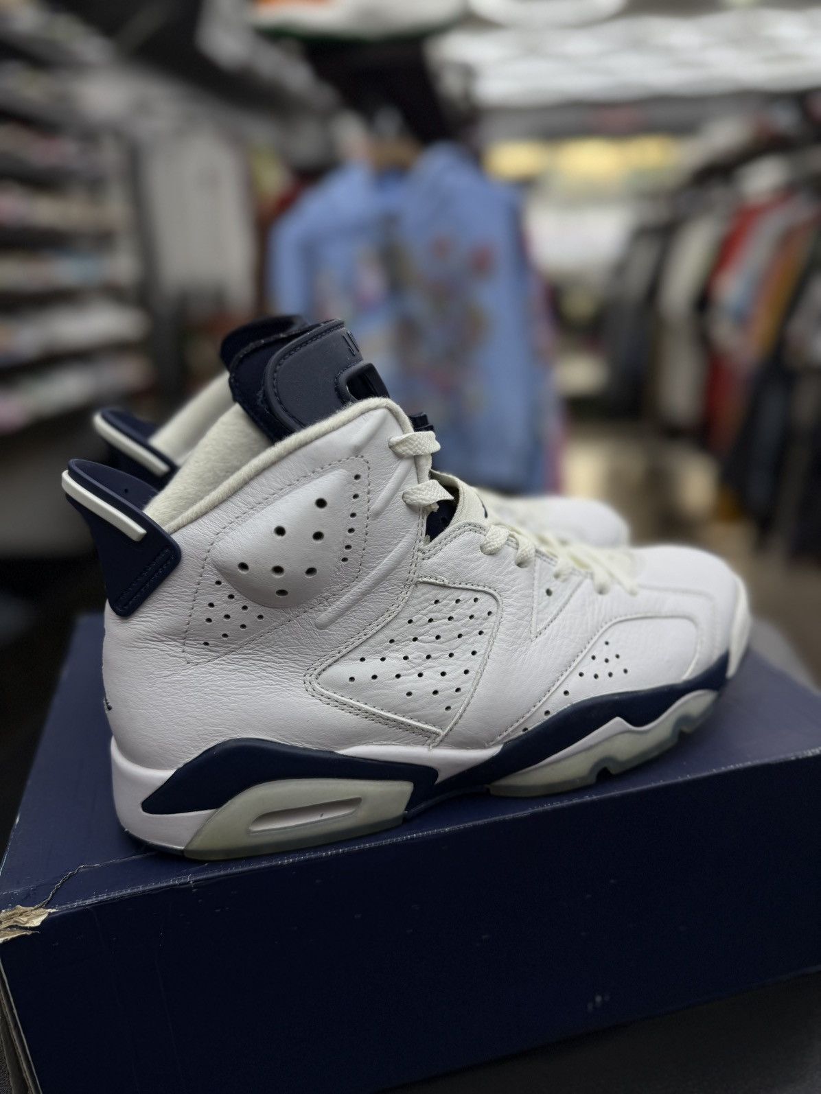 Jordan Brand × Nike Jordan 6 Midnight Navy Size 10 Pre Owned W BOX Size US 10 / EU 43 - 6 Thumbnail