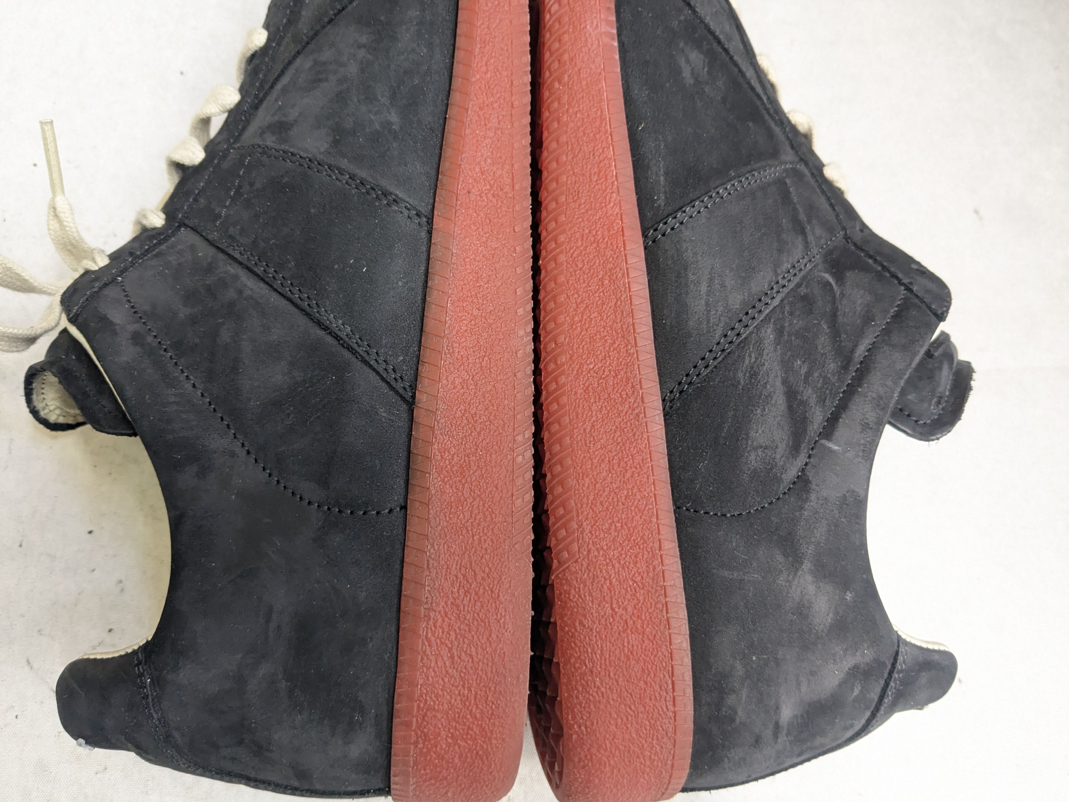 Maison Margiela Maison Margiela Replica GAT Black Red 13 46 Low Tops Size US 13 / EU 46 - 10 Thumbnail