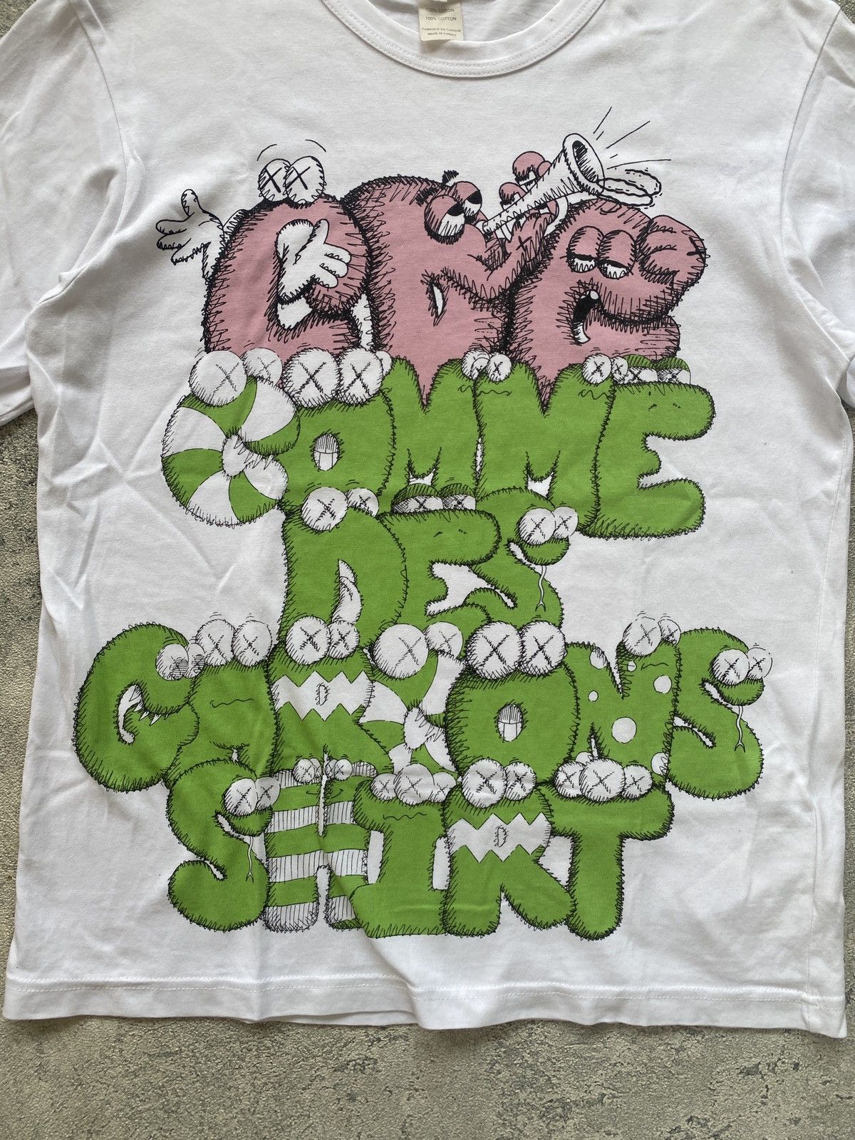 Comme des Garcons SHIRT × Kaws Comme des Garcons x Kaws art tee Size US S / EU 44-46 / 1 - 2 Thumbnail