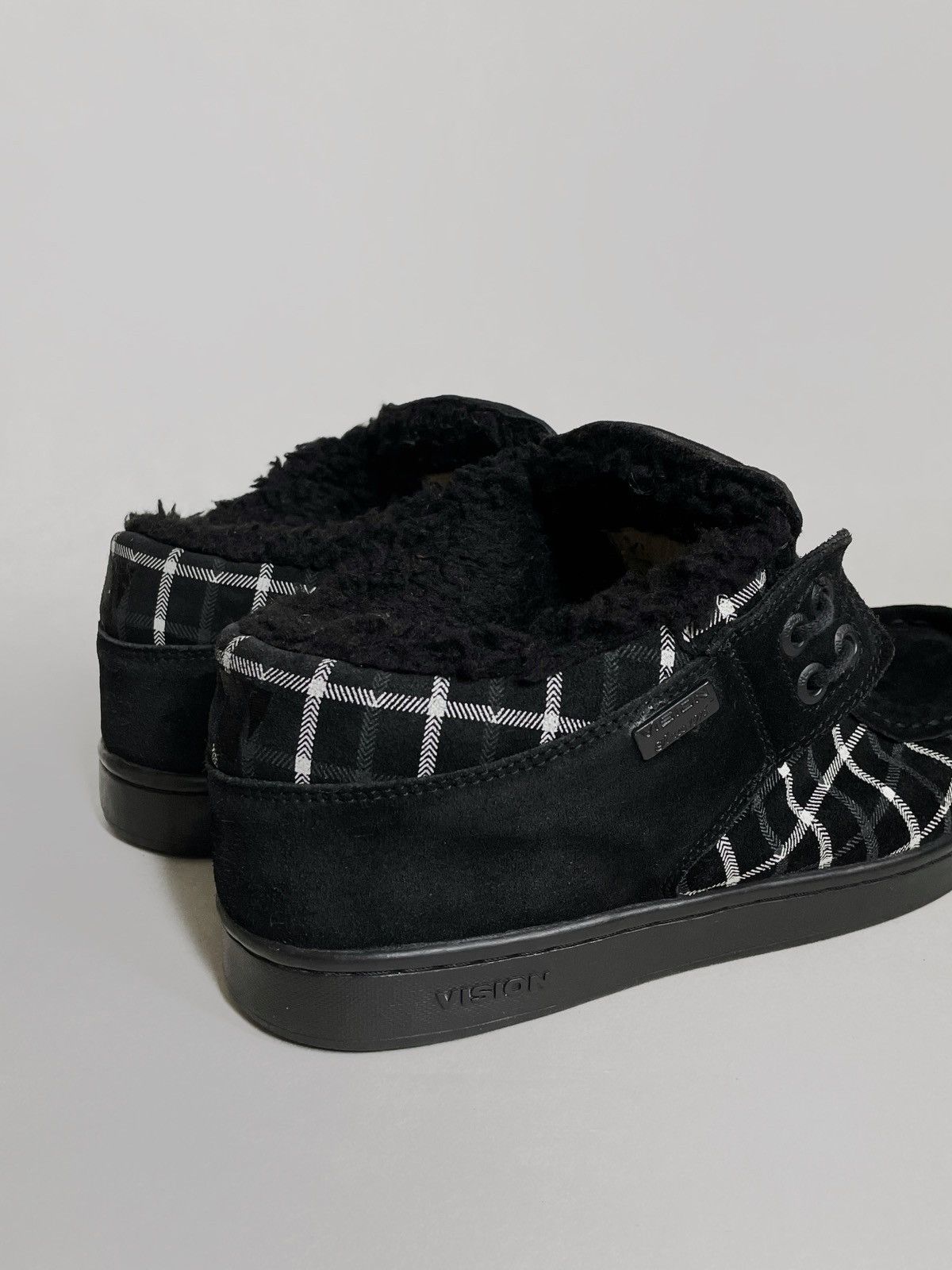Vision Streetwear Vintage Vision Streetwear fur sneakers 2000s Size US 10.5 / EU 43-44 - 7 Thumbnail