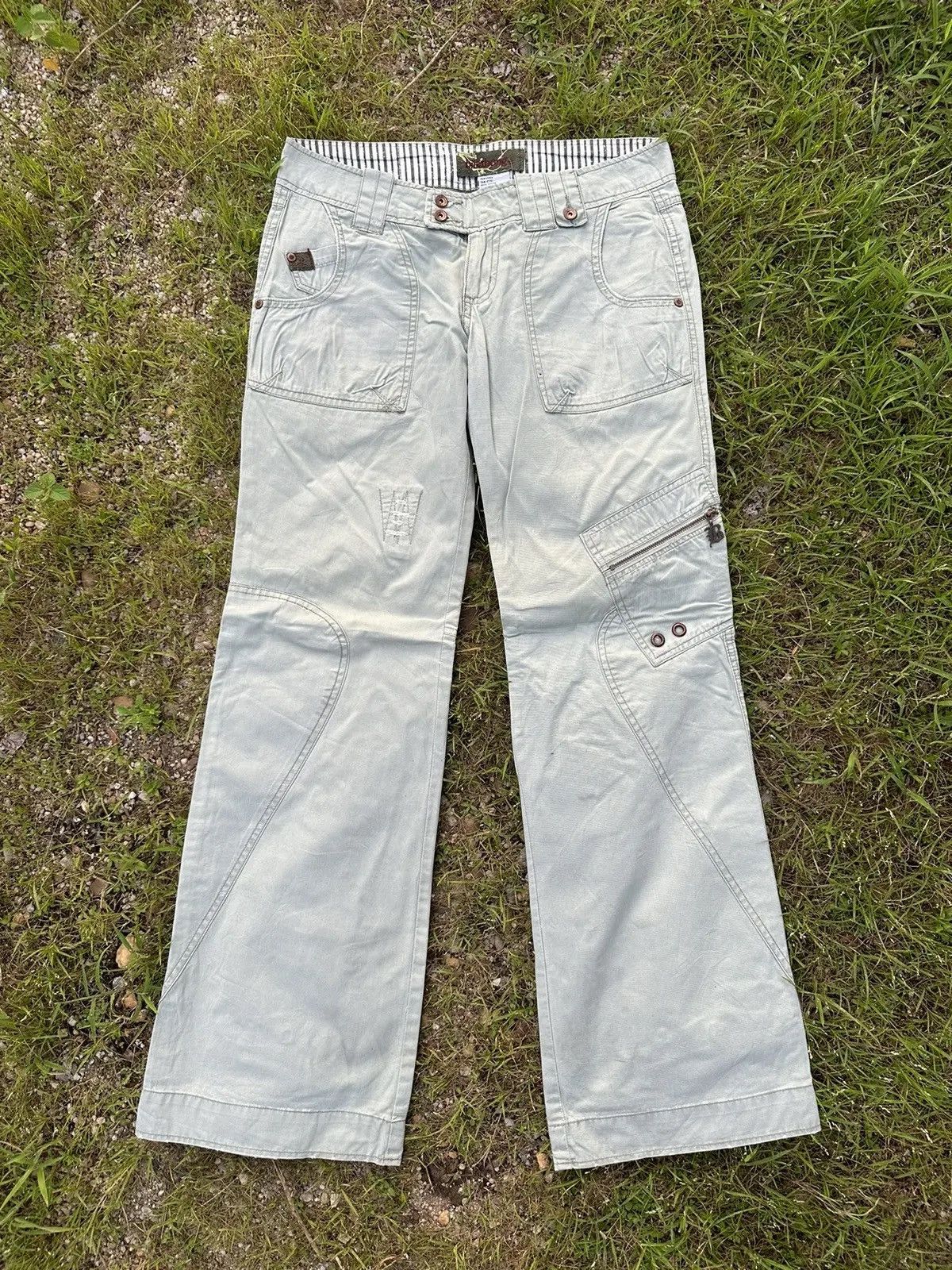 Billabong W31 L32🔥FLARES/BOOTCUT Y2K VINTAGE BILLABONG LOW RISE CARGO Size US 31 - 1 Thumbnail