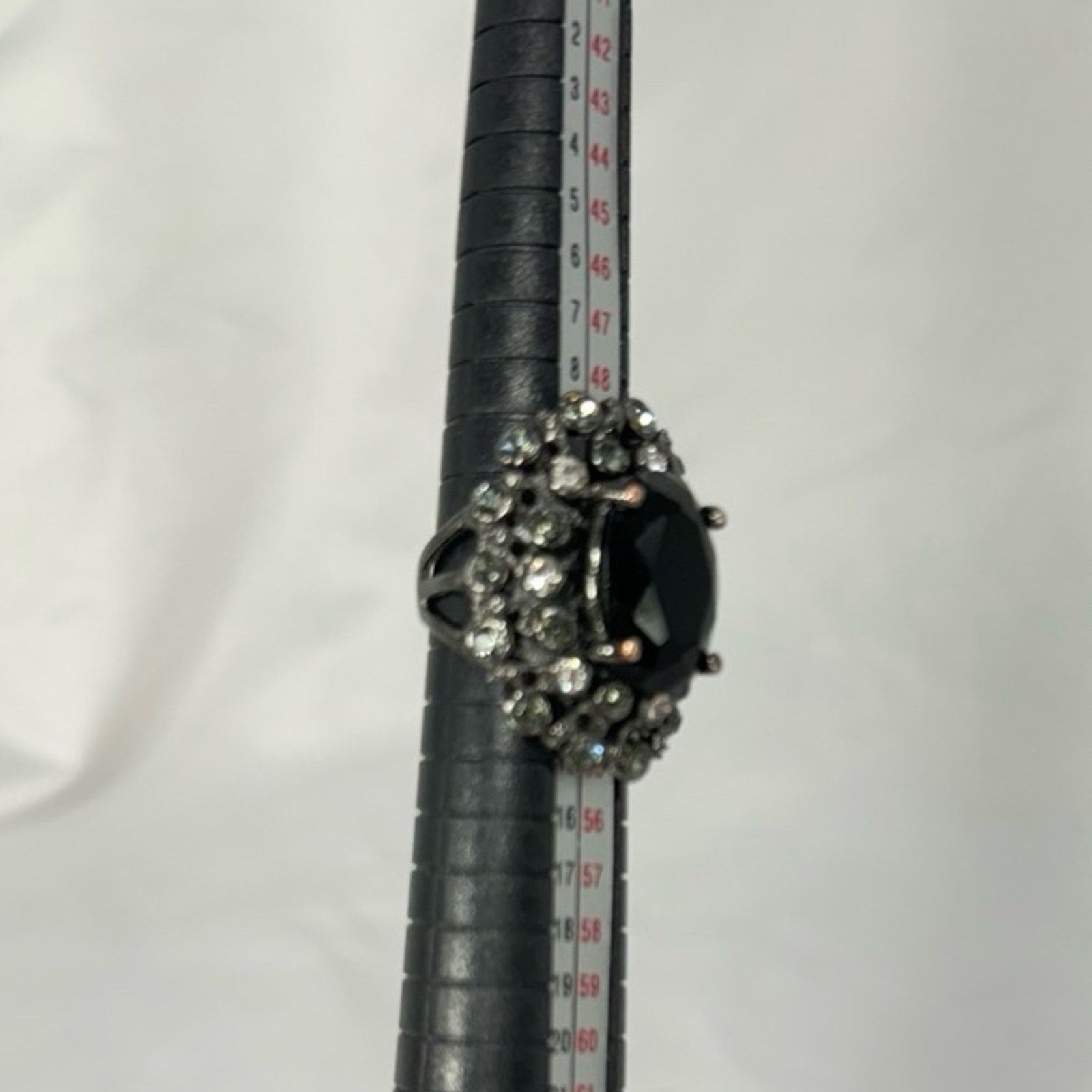NBDN Nobrandedon VTG style black metal finish crystal ring Size ONE SIZE - 2 Thumbnail