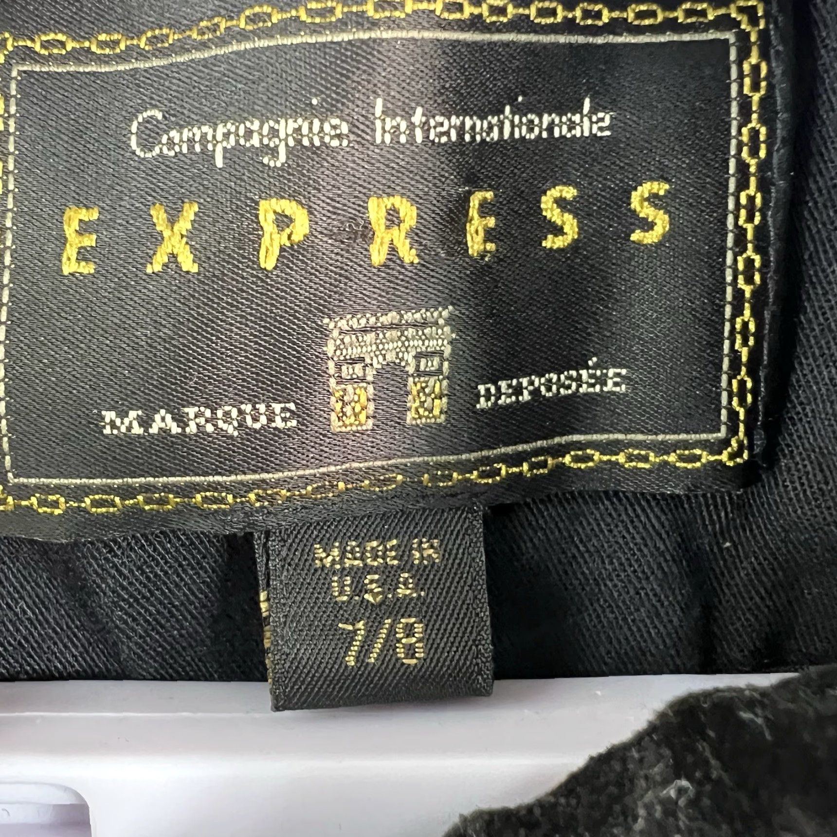 Express VINTAGE Champagne International Express Jacket Women’s SZ 7/8 S/M Black Velvet Collar 1950s United States Size S / US 4 / IT 40 - 2 Thumbnail