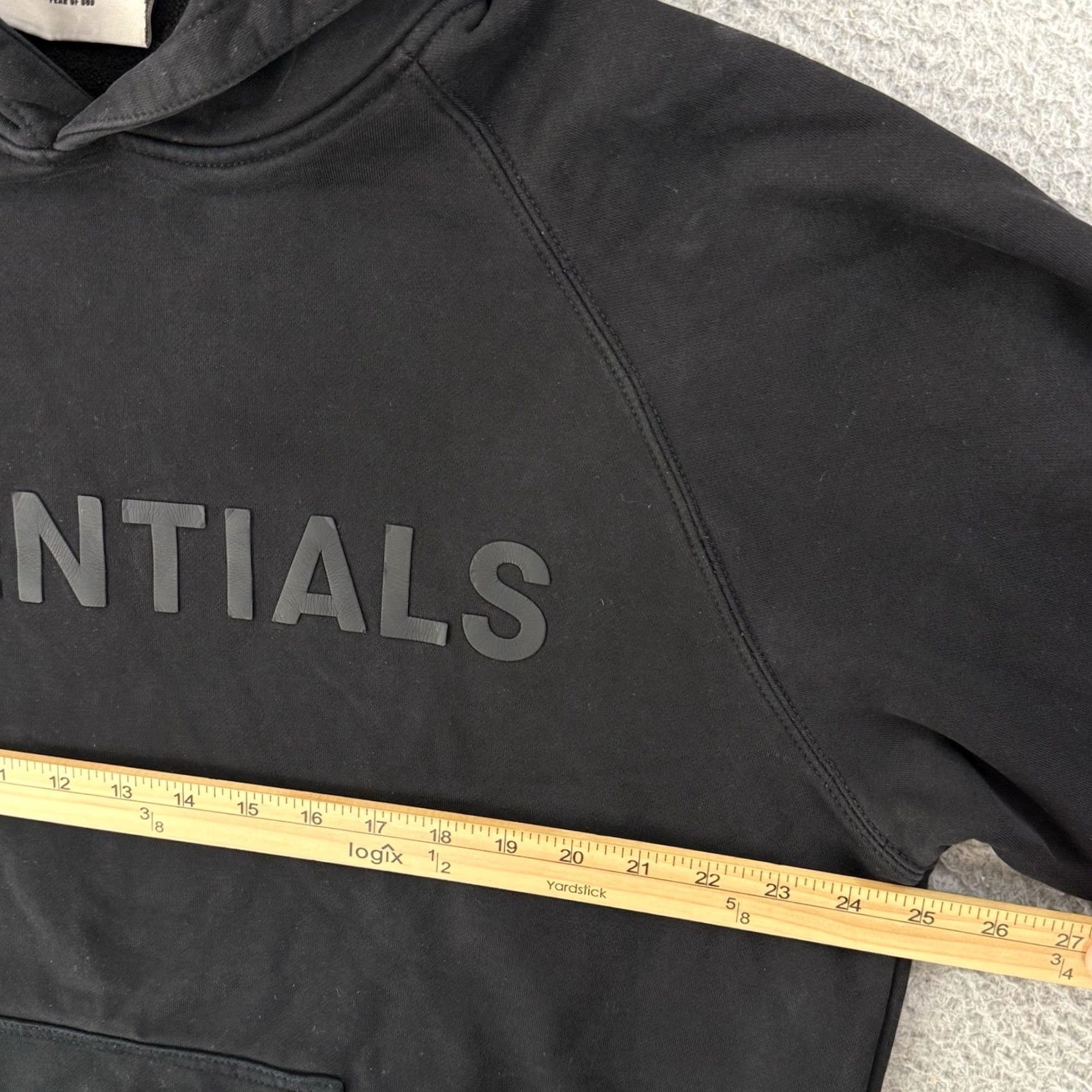 Fear of God VINTAGE? No — Fear of God Essentials Sweatshirt Mens M Black Pullover Hoodie Streetwear Size US M / EU 48-50 / 2 - 7 Thumbnail