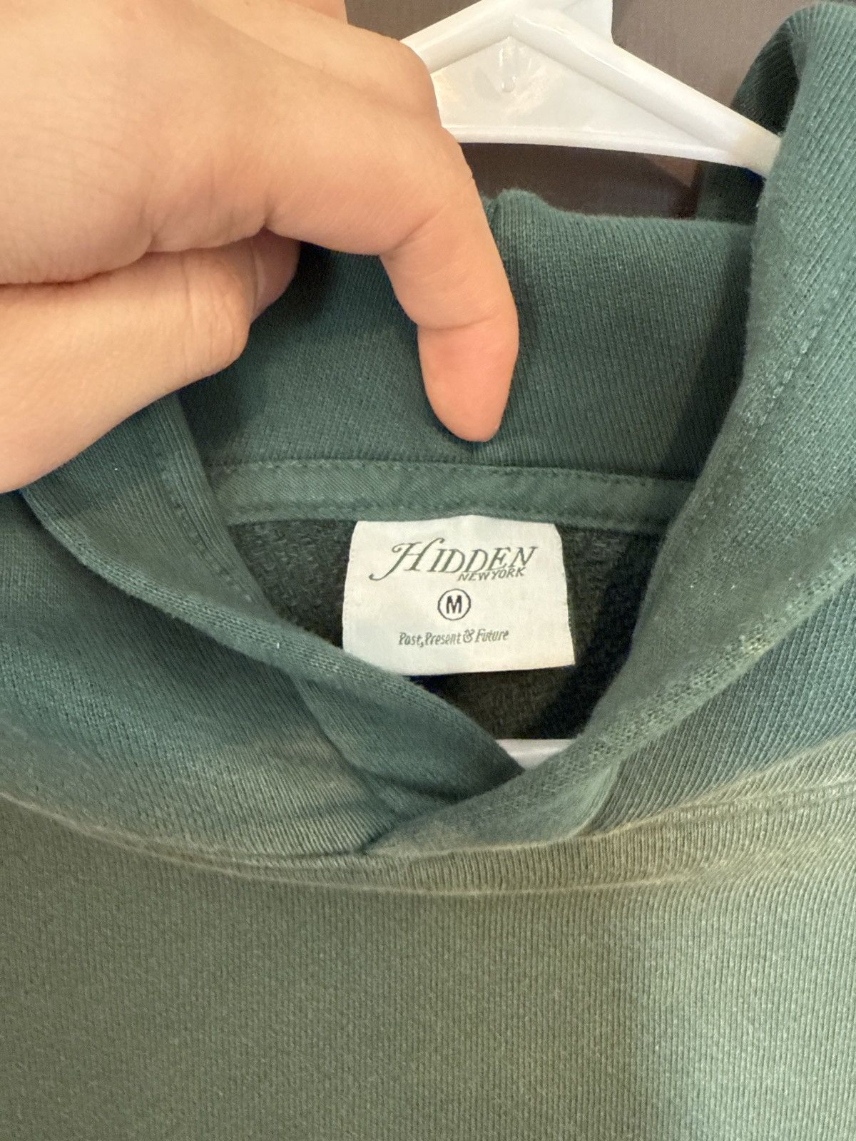 HIDDEN HIDDEN Sun faded green hoodie Size US M / EU 48-50 / 2 - 2 Thumbnail