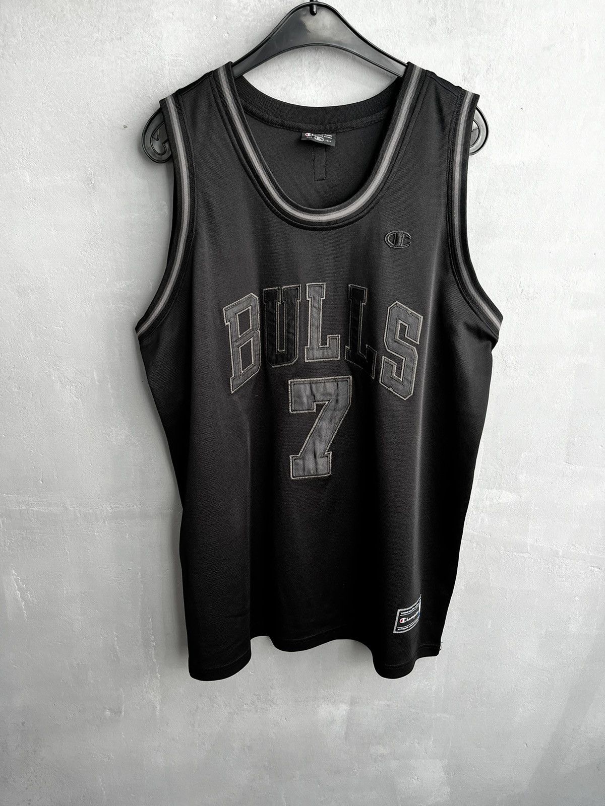 NBA × Vintage Champion Bulls Gordon 7 jersey Size US XL / EU 56 / 4 - 1 Thumbnail
