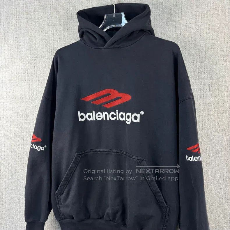 Balenciaga Balenciaga 3B Letter Logo Embroidered Hooded Casual Sweats Size US S / EU 44-46 / 1 - 2 Thumbnail