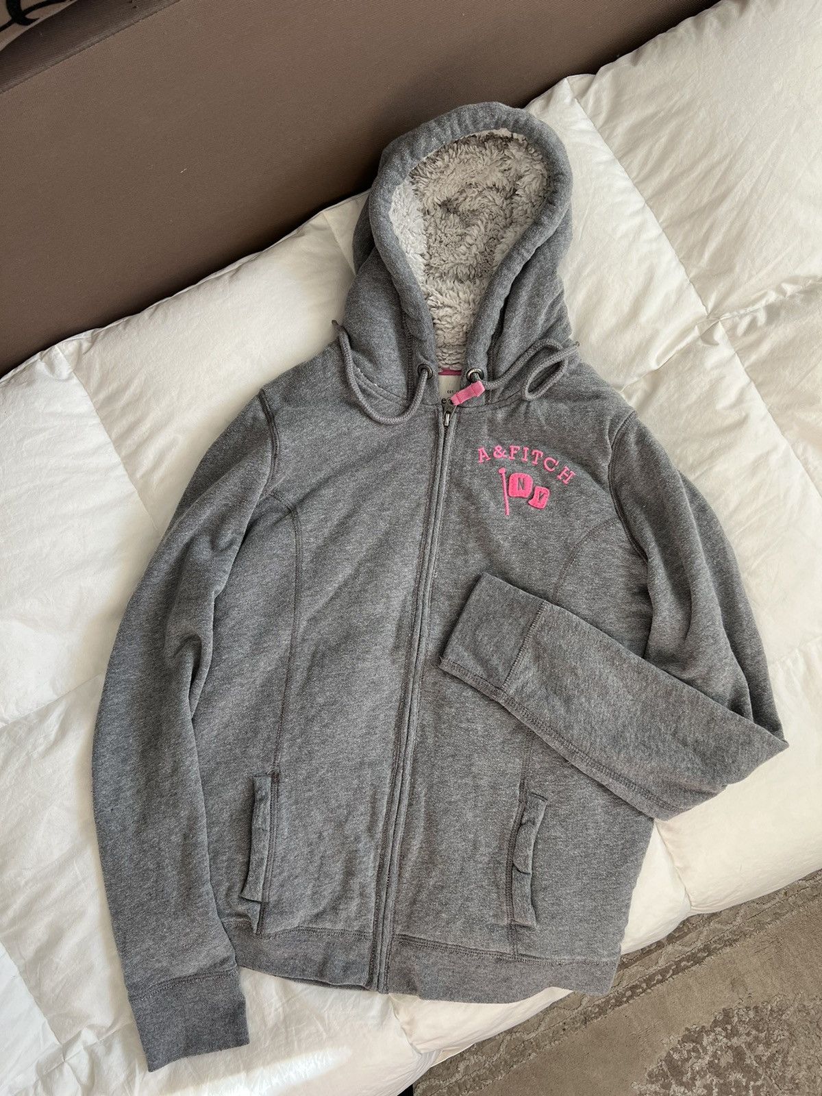 Abercrombie & Fitch × If Six Was Nine × Le Grande Bleu (L.G.B.) Abercrombie Fur Hoodie Sherpa LGB Style Size M / US 6-8 / IT 42-44 - 2 Thumbnail