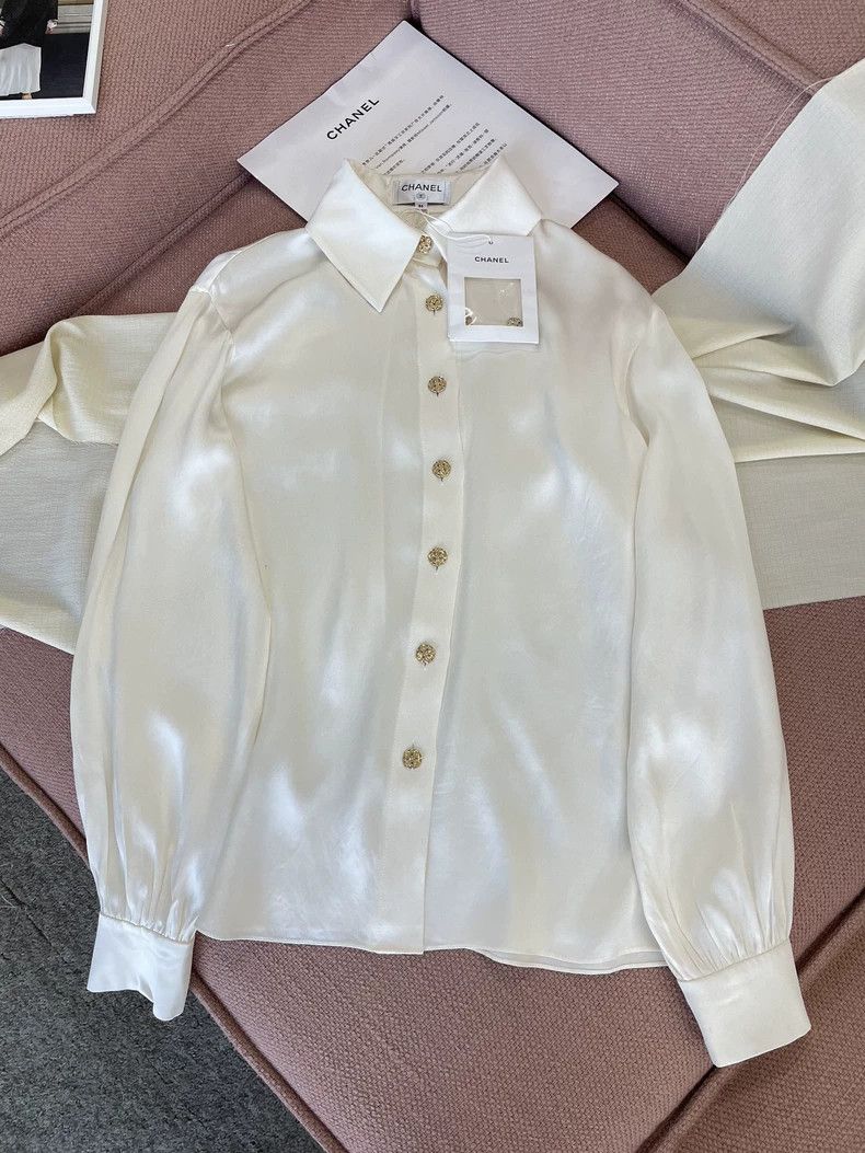 Chanel Chanel Silk shirt with long sleeves Size XS / US 0-2 / IT 36-38 - 1 Thumbnail