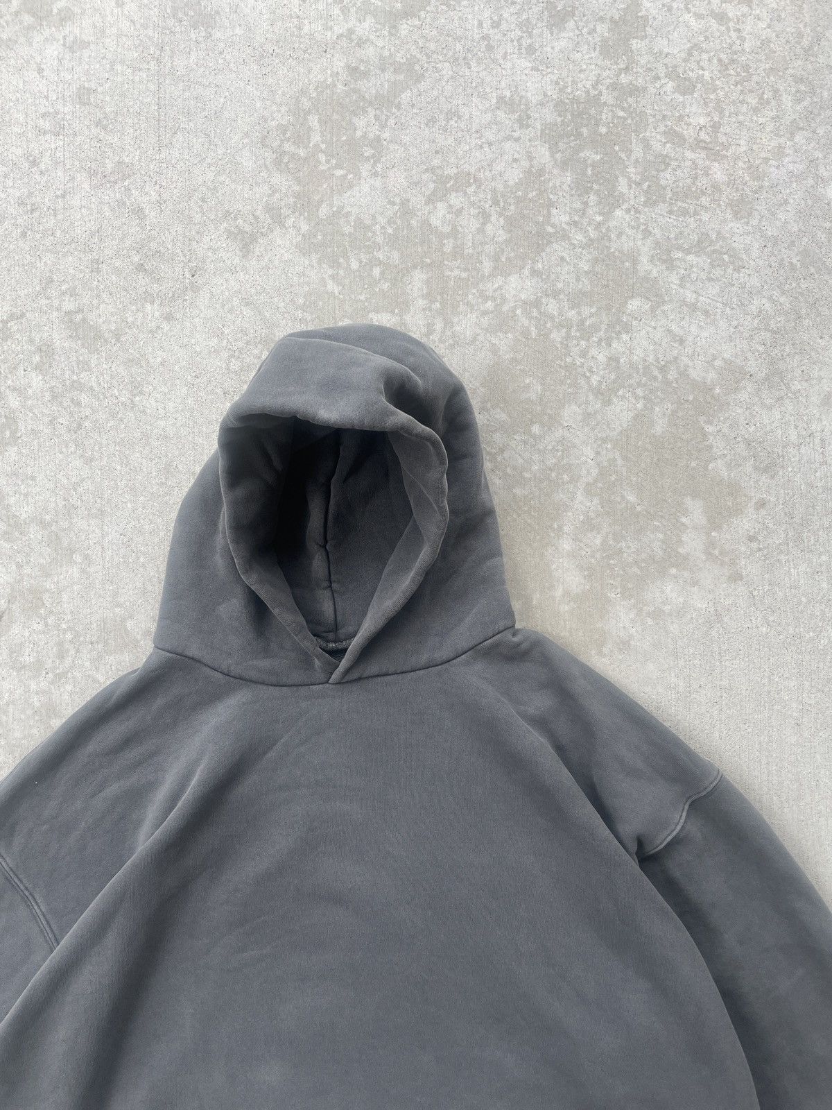 Other Heavyweight blank faded hoodie Size US XL / EU 56 / 4 - 2 Thumbnail