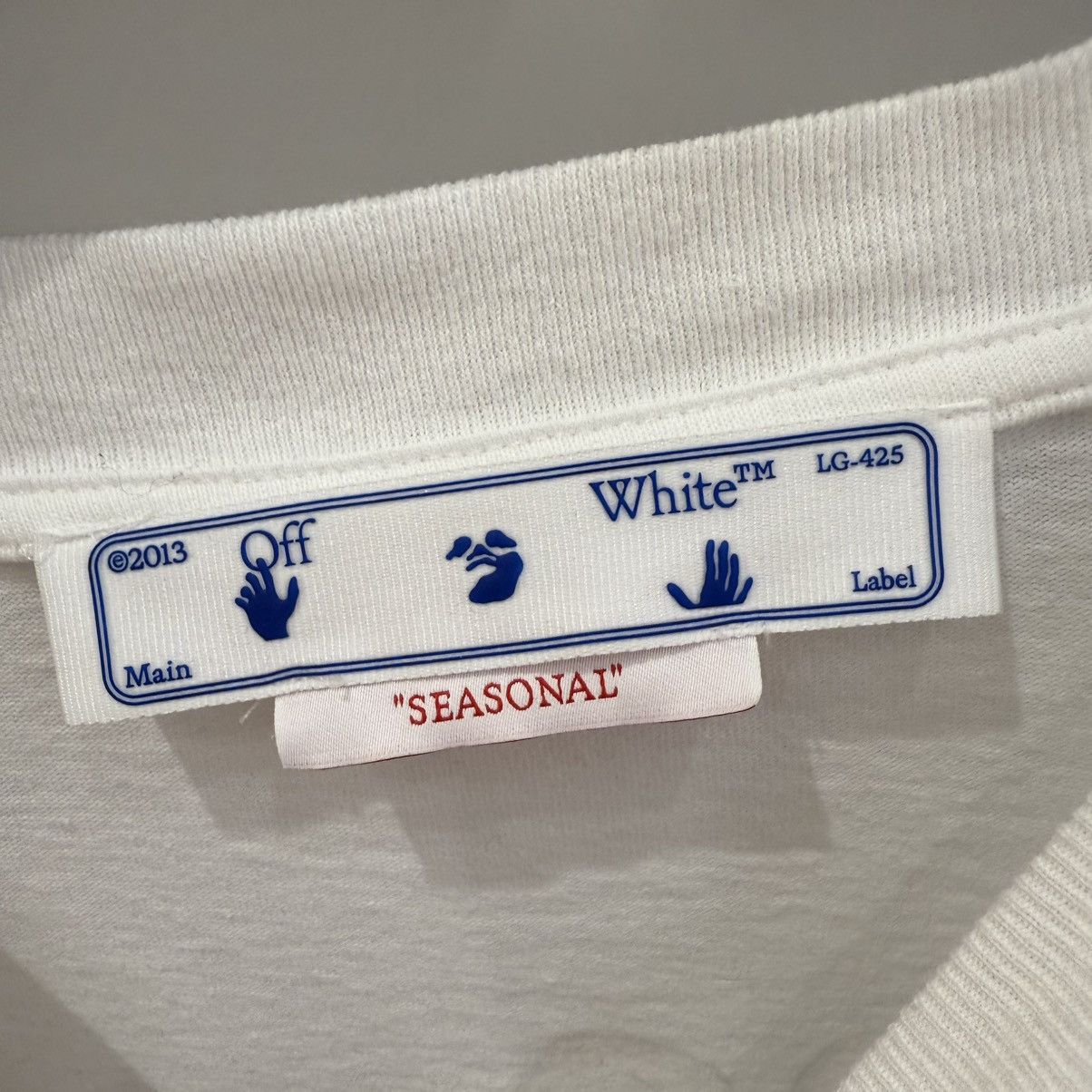 Off-White Off White Liquid Logo Tee Size US S / EU 44-46 / 1 - 3 Thumbnail