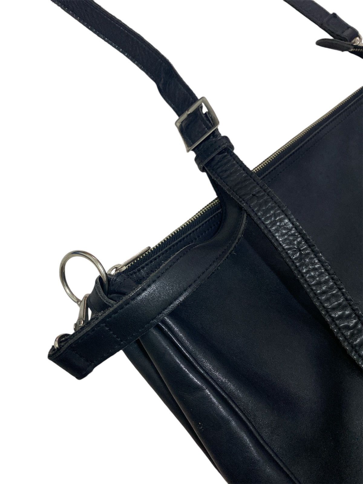 Comme des Garcons Tricot Comme Des Garcons Fully Black Leather Sling bag Size ONE SIZE - 6 Thumbnail