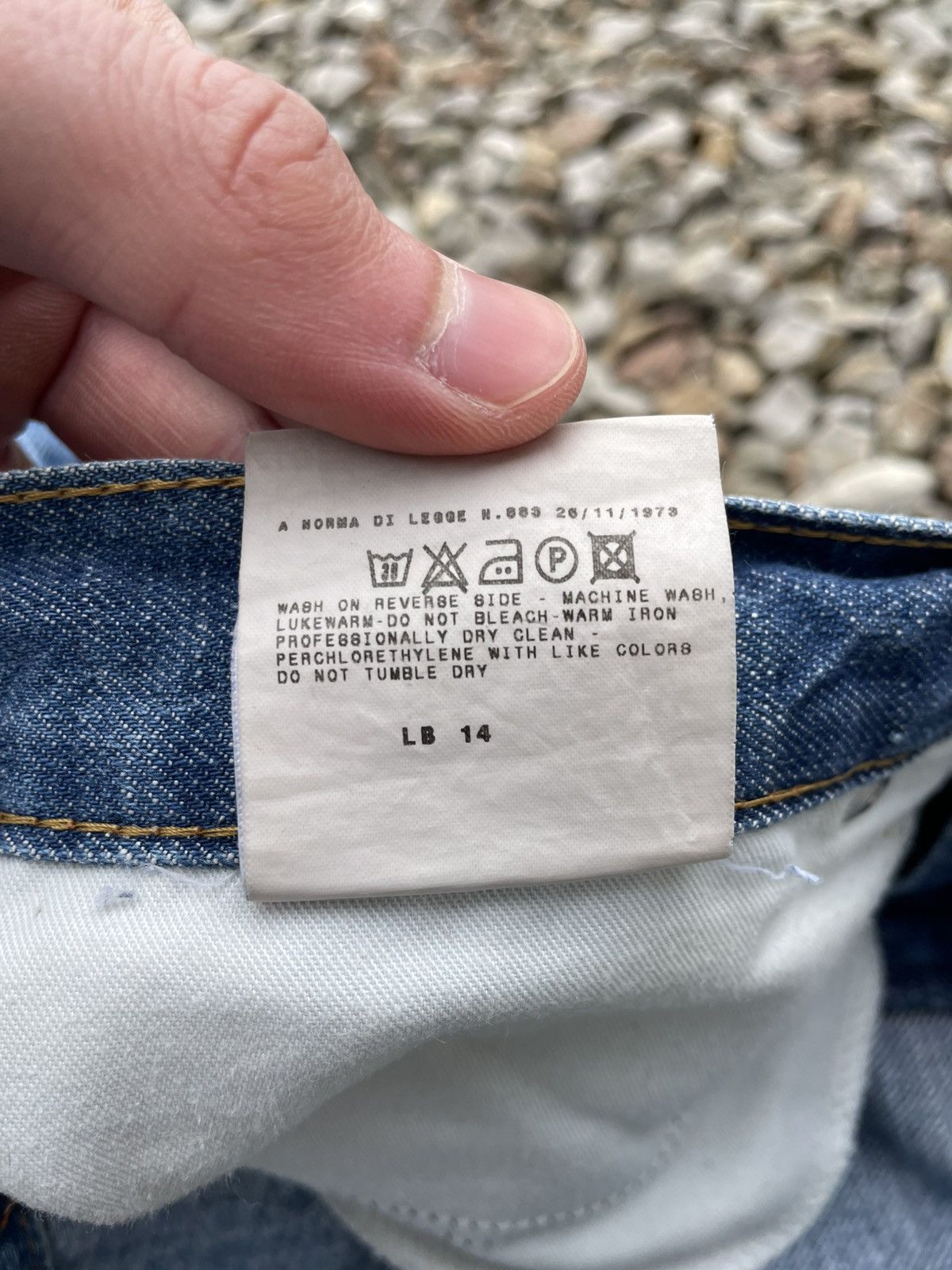 Dolce & Gabbana Vintage 00’s Dolce & Gabbana Flared Bootcut Distressed Jeans Size 27" / US 4 / IT 40 - 12 Thumbnail