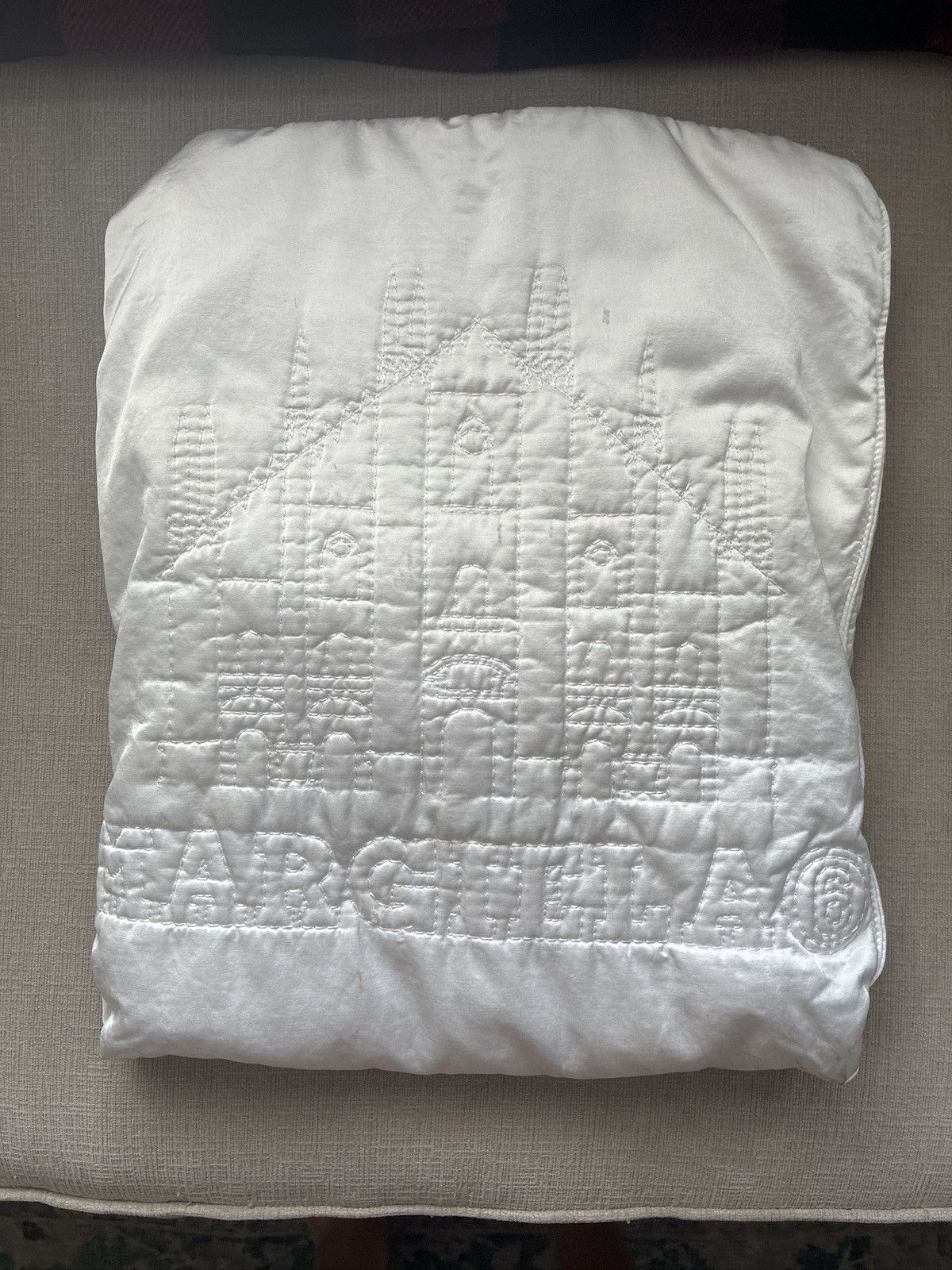 Maison Margiela MM6 Castle Bag (RARE) Size ONE SIZE - 1 Thumbnail
