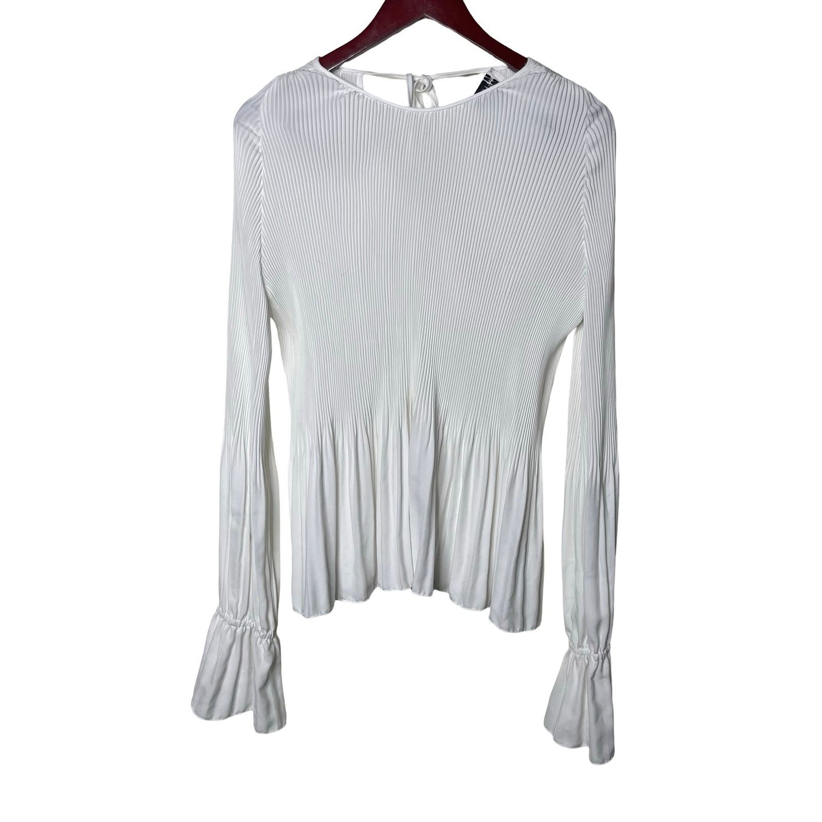Other KALLMEYER IVORY CREPE PLEAT AND RELEASE ROMANCE TOP sz L Size L / US 10 / IT 46 - 2 Thumbnail