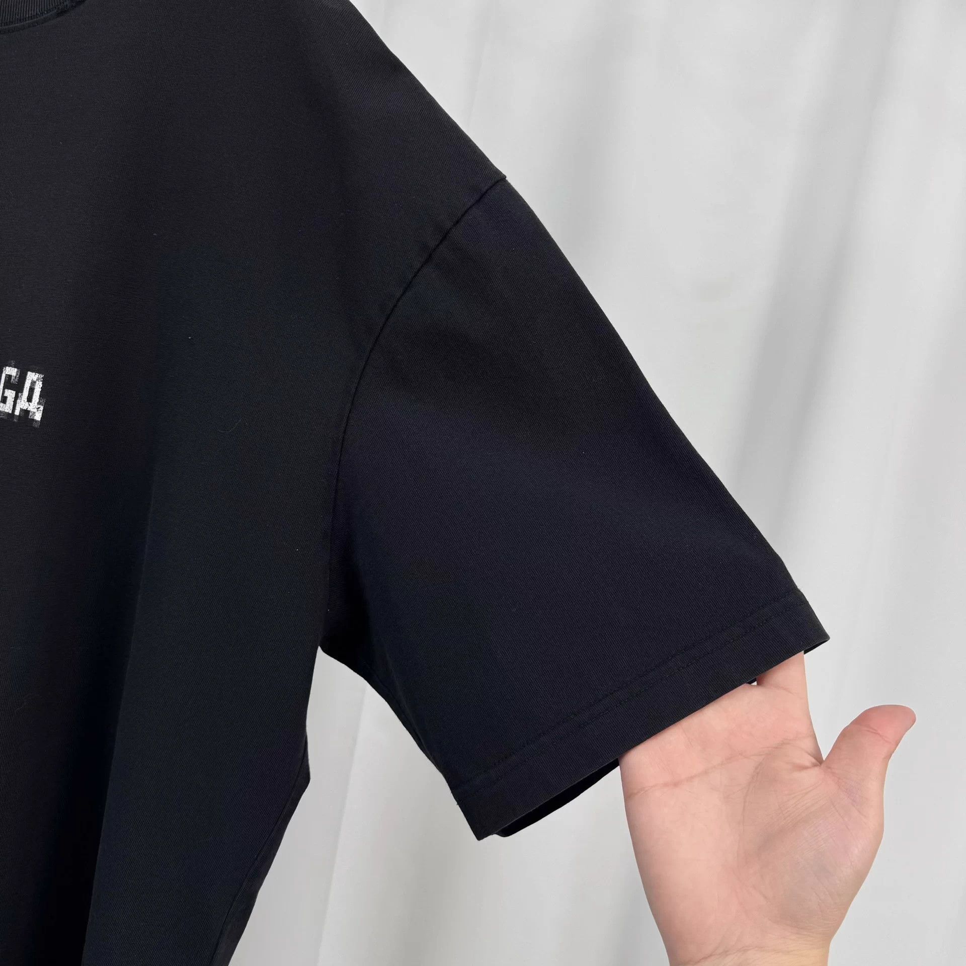 Balenciaga Balenciaga blurred logo t-shirt L 95 new Size US L / EU 52-54 / 3 - 4 Thumbnail