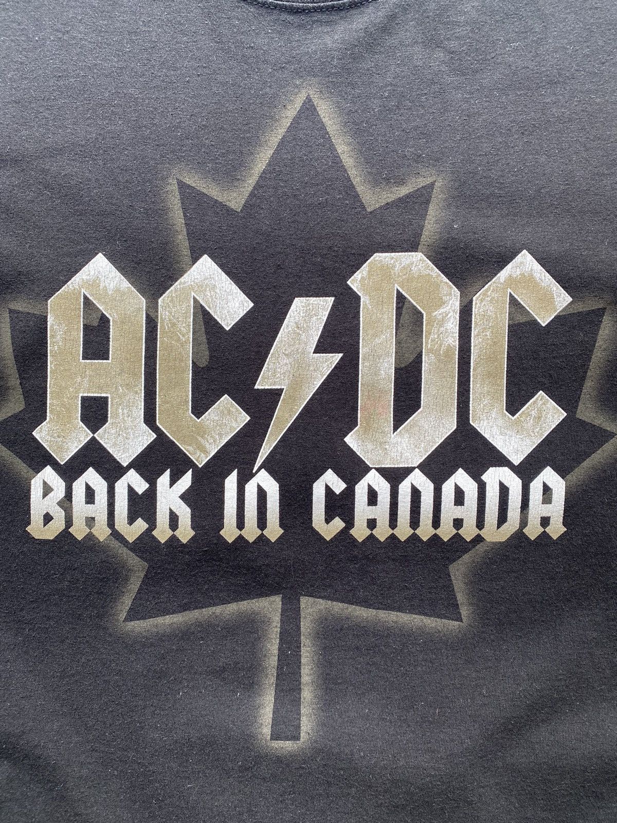 AC/DC × Band Tees AC/DC BACK IN CANADA Size US L / EU 52-54 / 3 - 3 Thumbnail