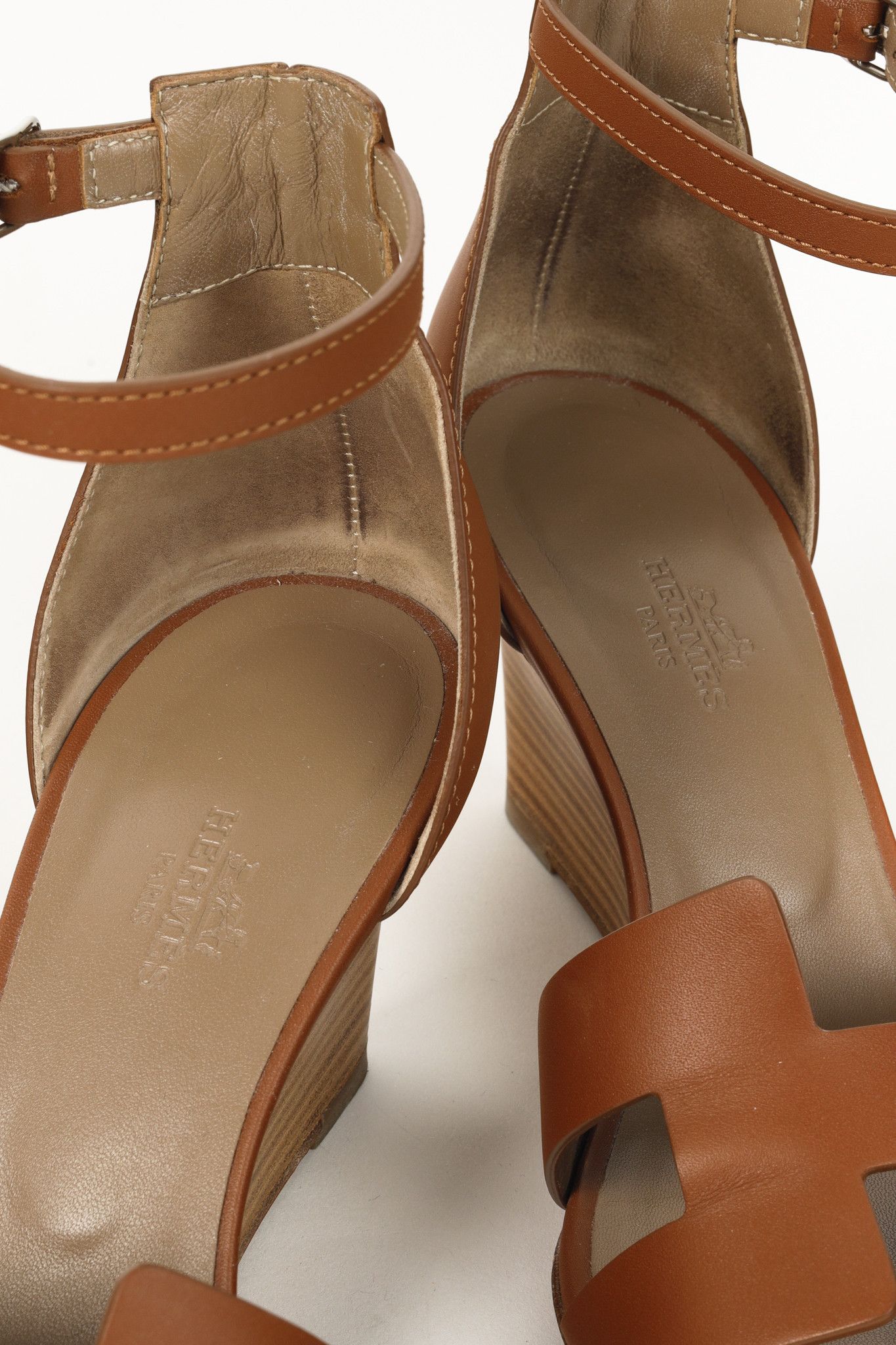 Hermes Hermes Legend Gold Brown H Cut-Out Wedge Sandals Size US 7 / IT 37 - 10 Thumbnail