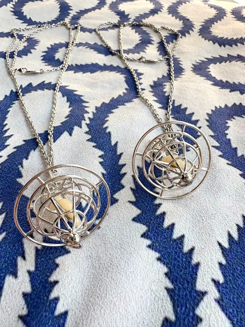 Vivienne Westwood Vivienne Westwood Birdcage Orb Earth Planet Necklace Size ONE SIZE - 5 Thumbnail