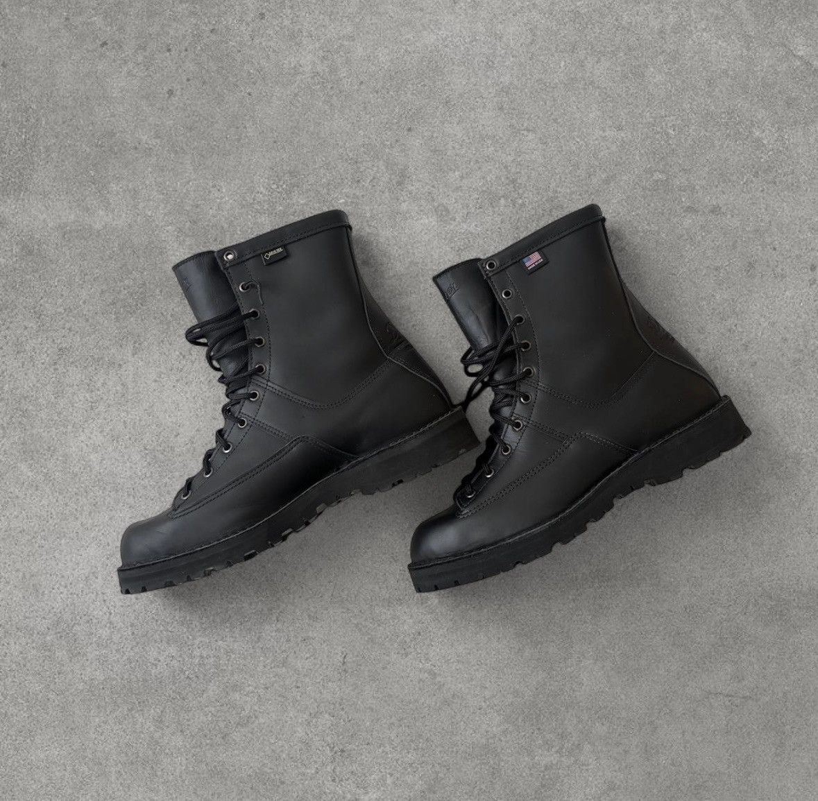 Danner NEW Danner Recon 8” 200g GORETEX - Size US 11.5D (Black) Size US 11.5 / EU 44-45 - 1 Thumbnail