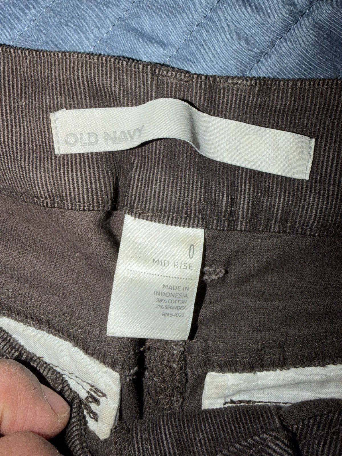 Old Navy Size 0 Mid rise confirmed 2000’s pants Old Navy Size 26" / US 2 / IT 38 - 3 Thumbnail