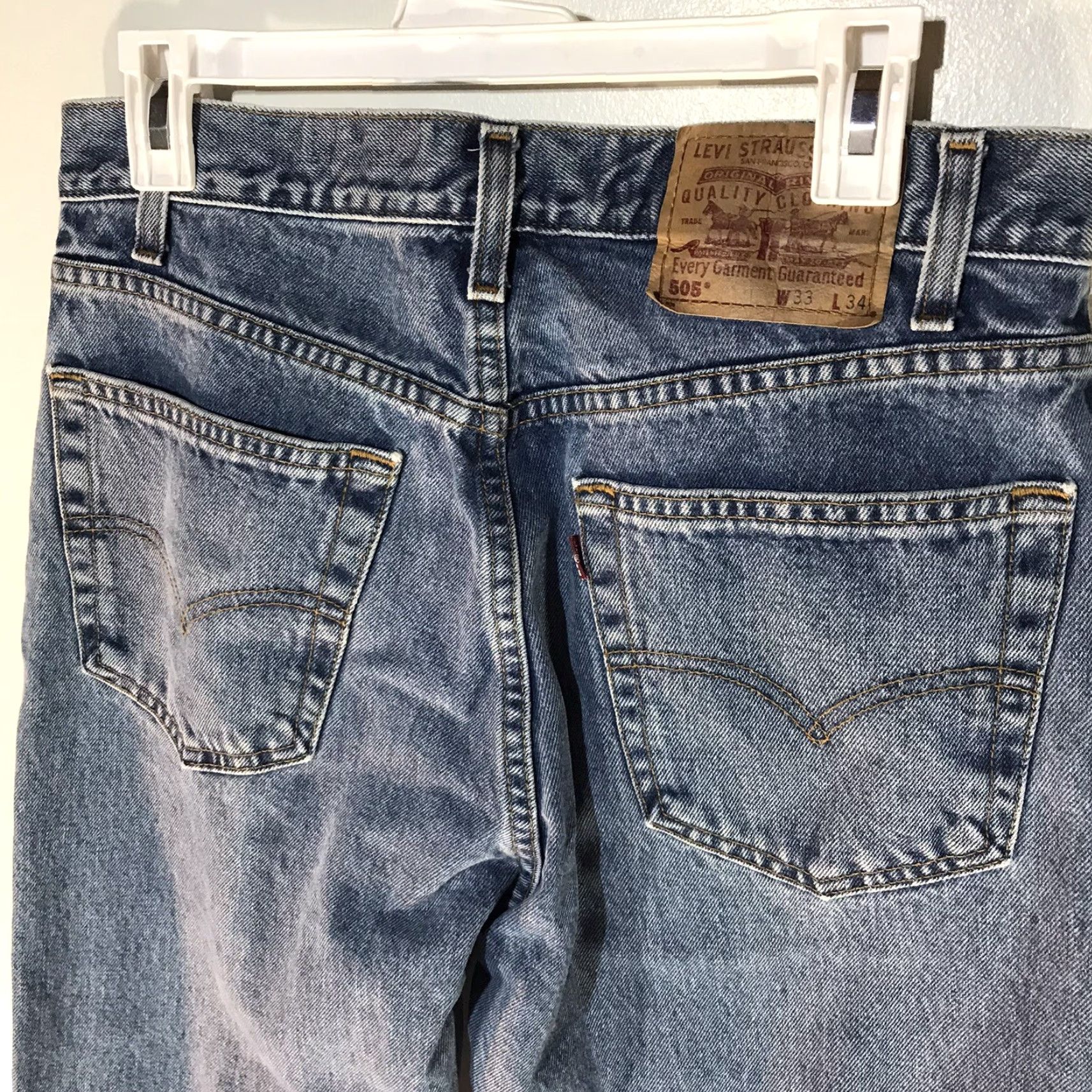 Levi's VINTAGE Levi's 505 Jeans Mens Regular Fit Straight Leg Blue 90s Logo 33x34 Size US 33 - 5 Thumbnail