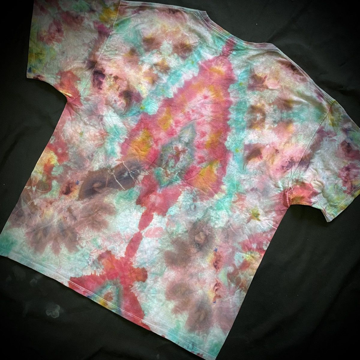 Champion × Handmade ICE DYE MANDALA Size US XL / EU 56 / 4 - 6 Thumbnail