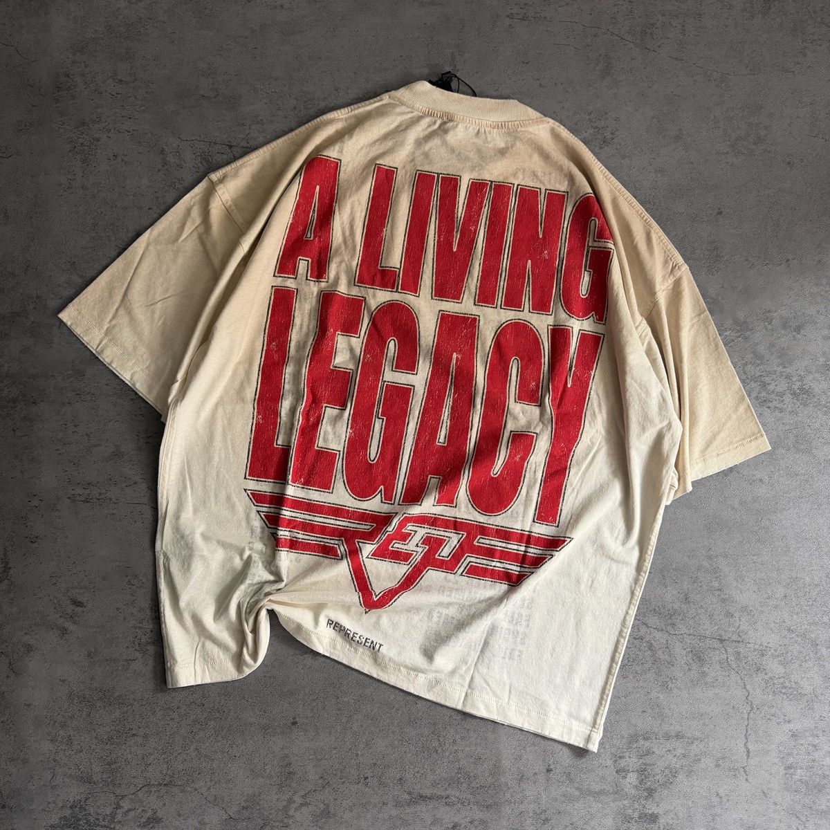 Represent Clo. Represent Living Legacy T-Shirt Reversible Size US S / EU 44-46 / 1 - 2 Thumbnail