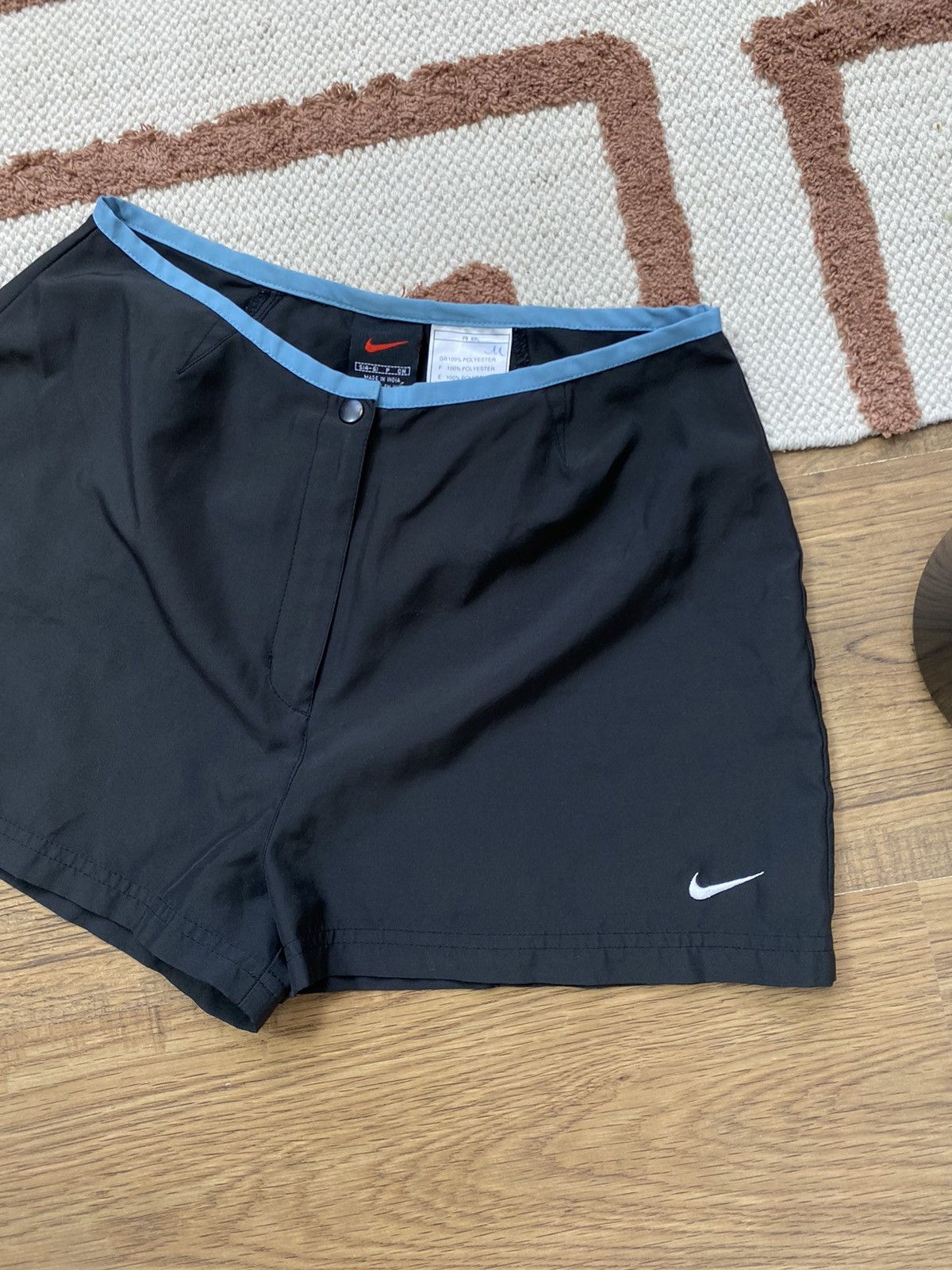 Nike 🫧VINTAGE NIKE WMNS SPORT SHORTS🫧 Size 27" / US 4 / IT 40 - 3 Thumbnail