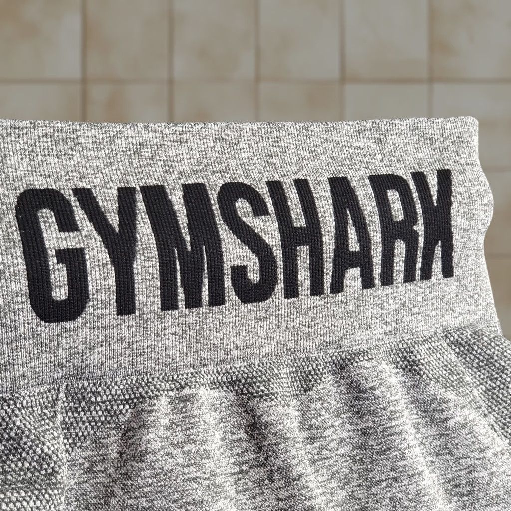 Gymshark Shorts Womens Xs Gray Seamless High Waist 5 In Biker Gym Training Logo, Women's (Size 26)
