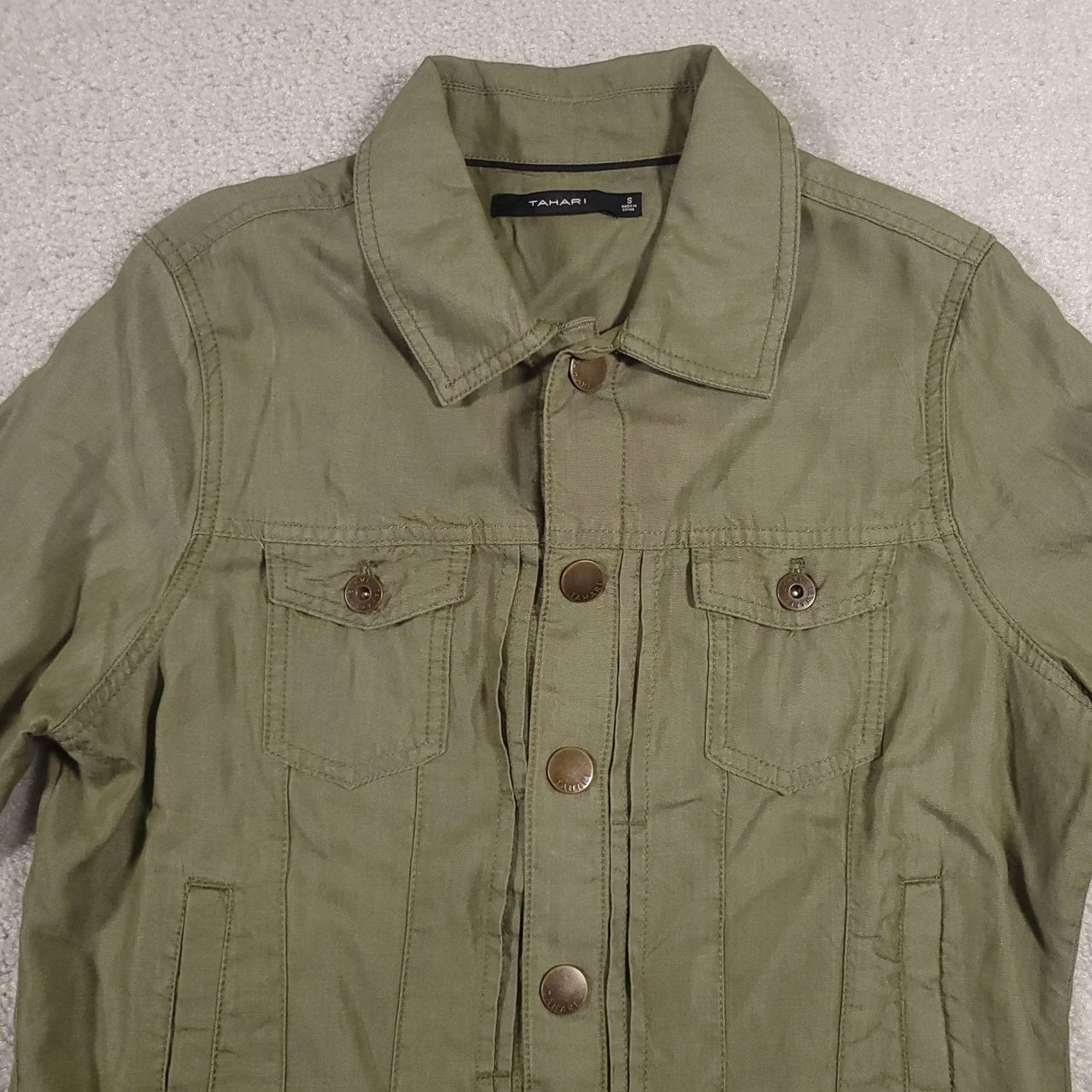 Vintage Tahari Tensel Pin Tuck Jacket Women’s Small Green Snap Closure Casual Travel Size S / US 4 / IT 40 - 3 Thumbnail