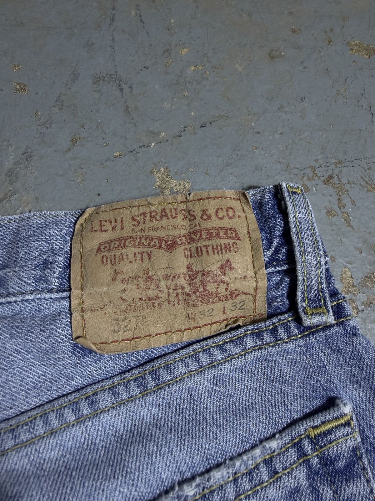 Levi's Vintage Distressed Levi’s with Patchwork Details Size US 32 / EU 48 - 9 Thumbnail