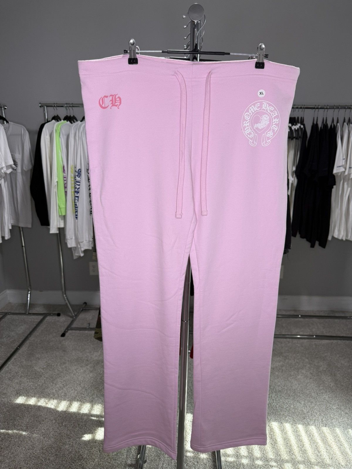 Chrome Hearts Chrome Hearts Pink Art Basel Exclusive Sweatpants Size US 36 / EU 52 - 1 Thumbnail
