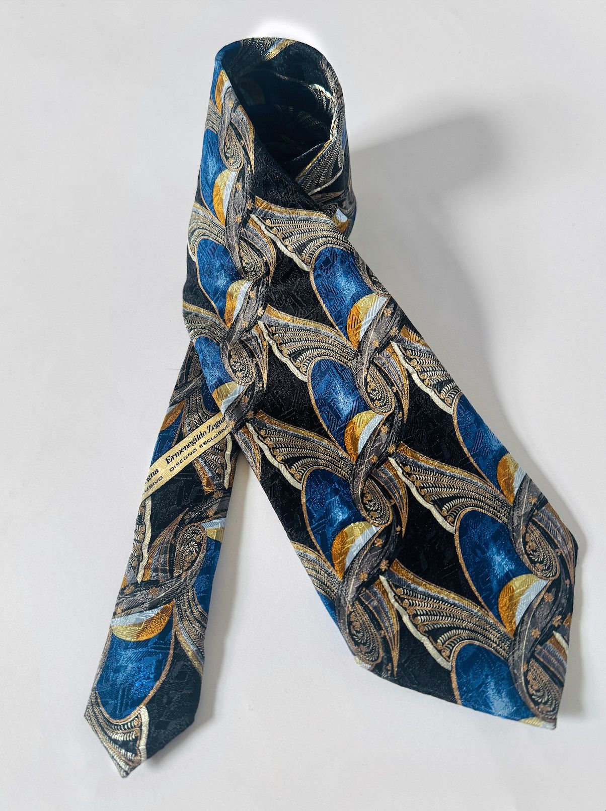 Ermenegildo Zegna Silk Tie – Woven Abstract Pattern